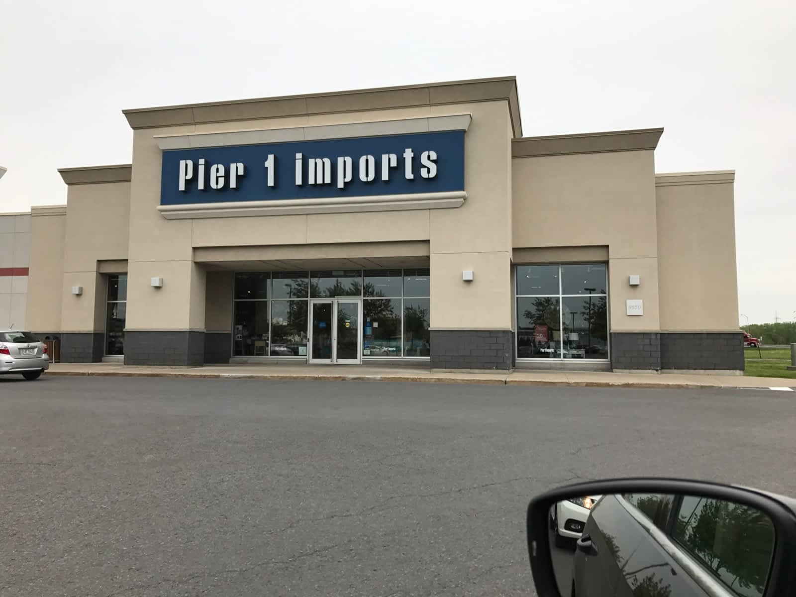 Pier 1 Imports 45 9550 Boul Leduc Brossard QC   Pier 1 Imports Storefront 4 