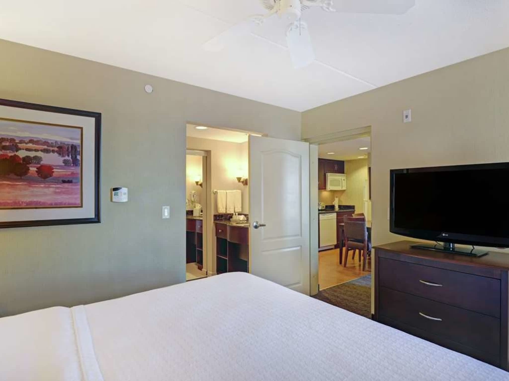 photo Homewood Suites by Hilton Cambridge-Waterloo, Ontario