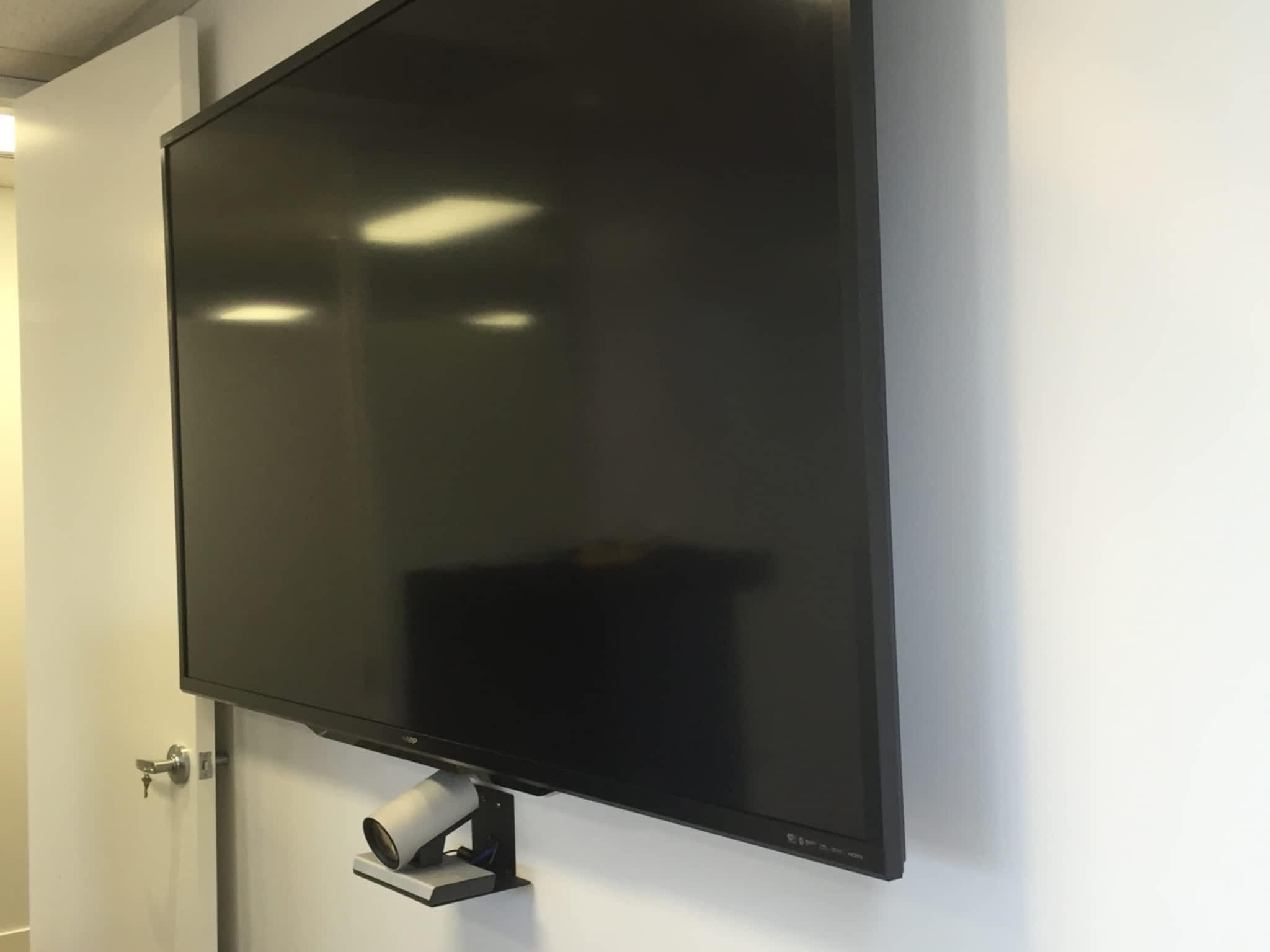 photo Cable Tech - TV Wall Mount