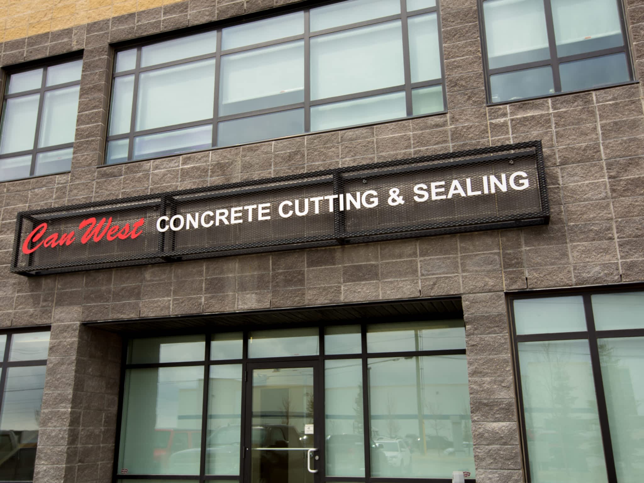 photo CanWest Concrete Cutting & Coring Ltd