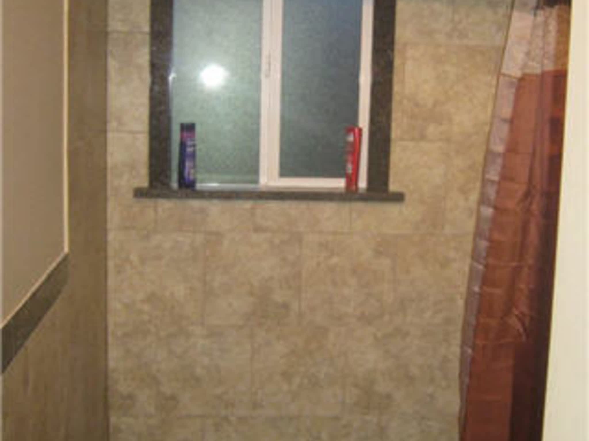 photo Cosmo's Tiling