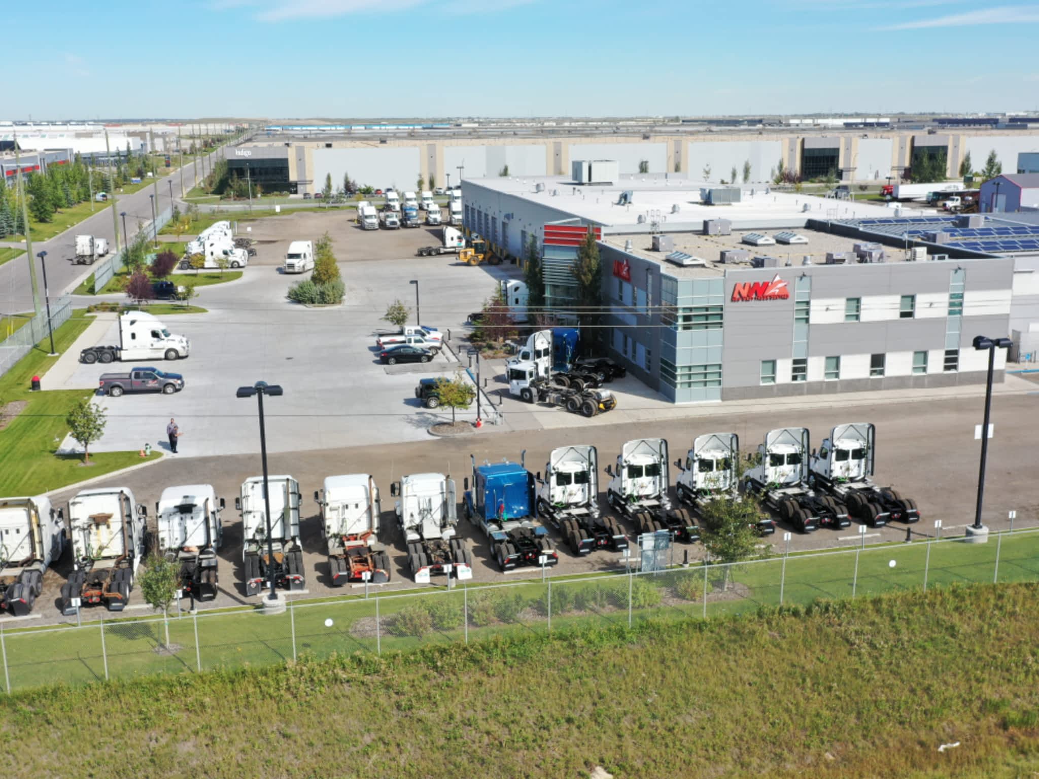 photo New West Truck Centres