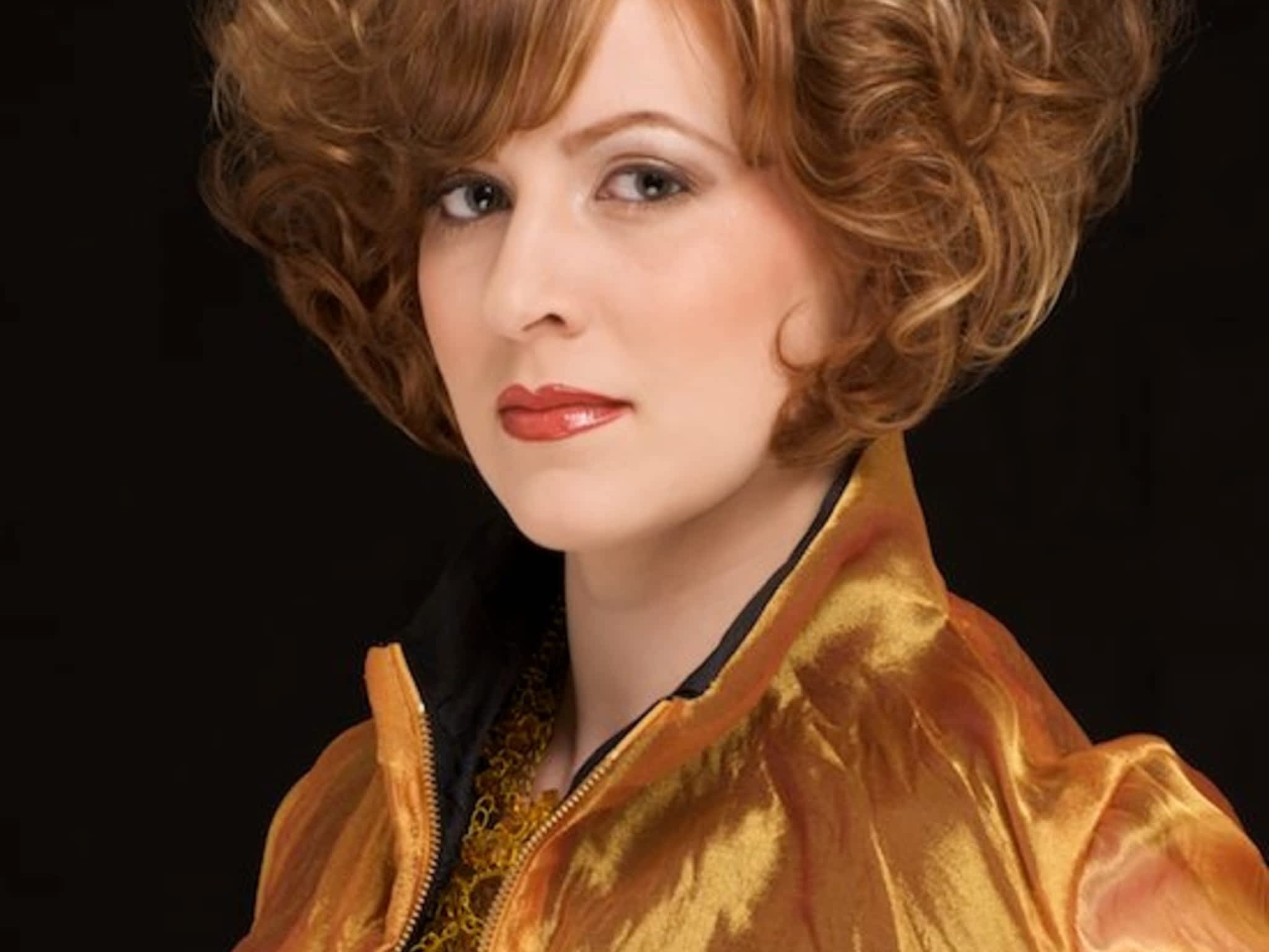 photo Robin Barker Hair Consulting Inc