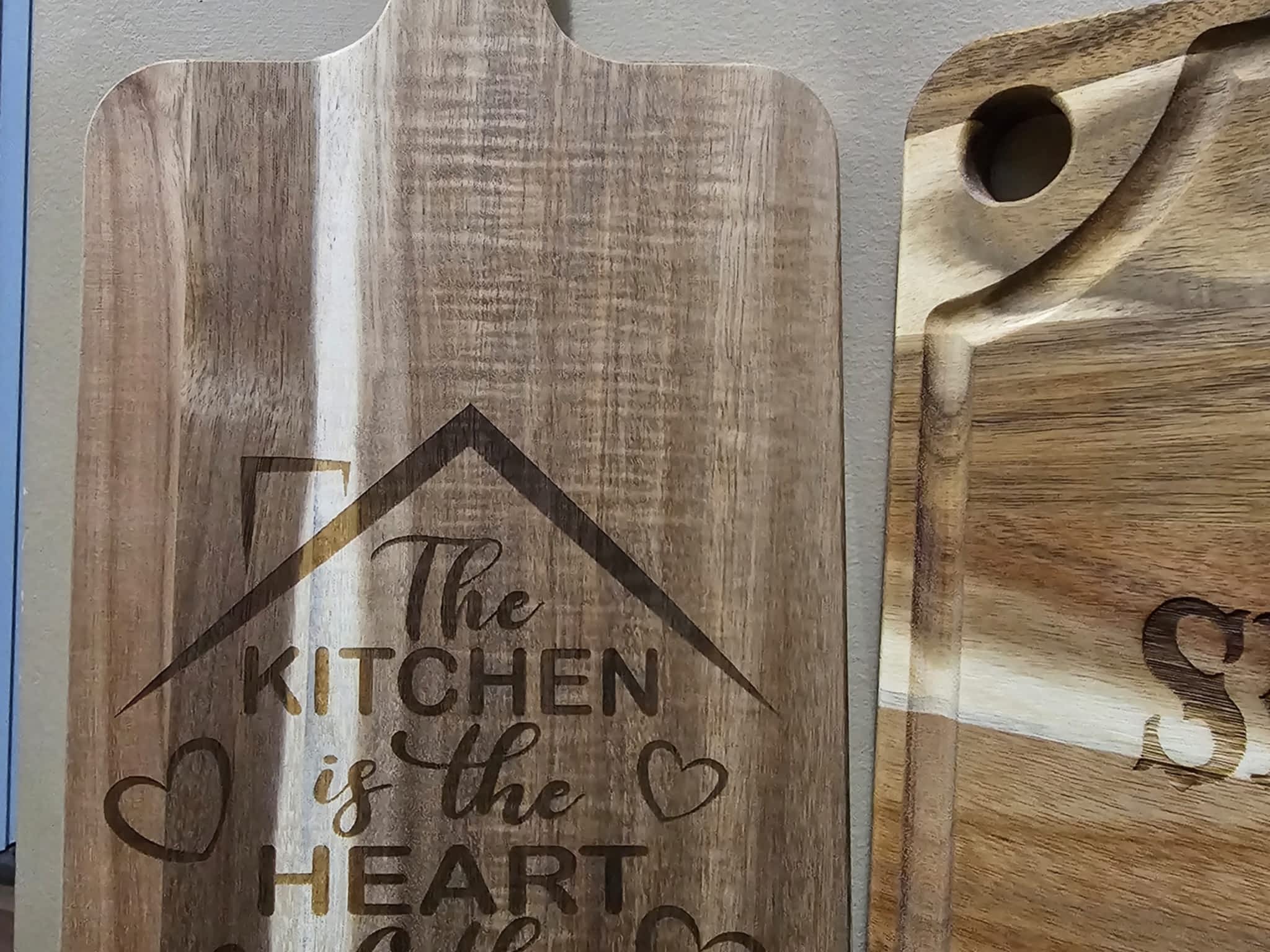 photo C.D Custom Engraving