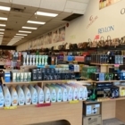 Cosmetic Warehouse Outlet - Parfumeries et magasins de produits de beauté