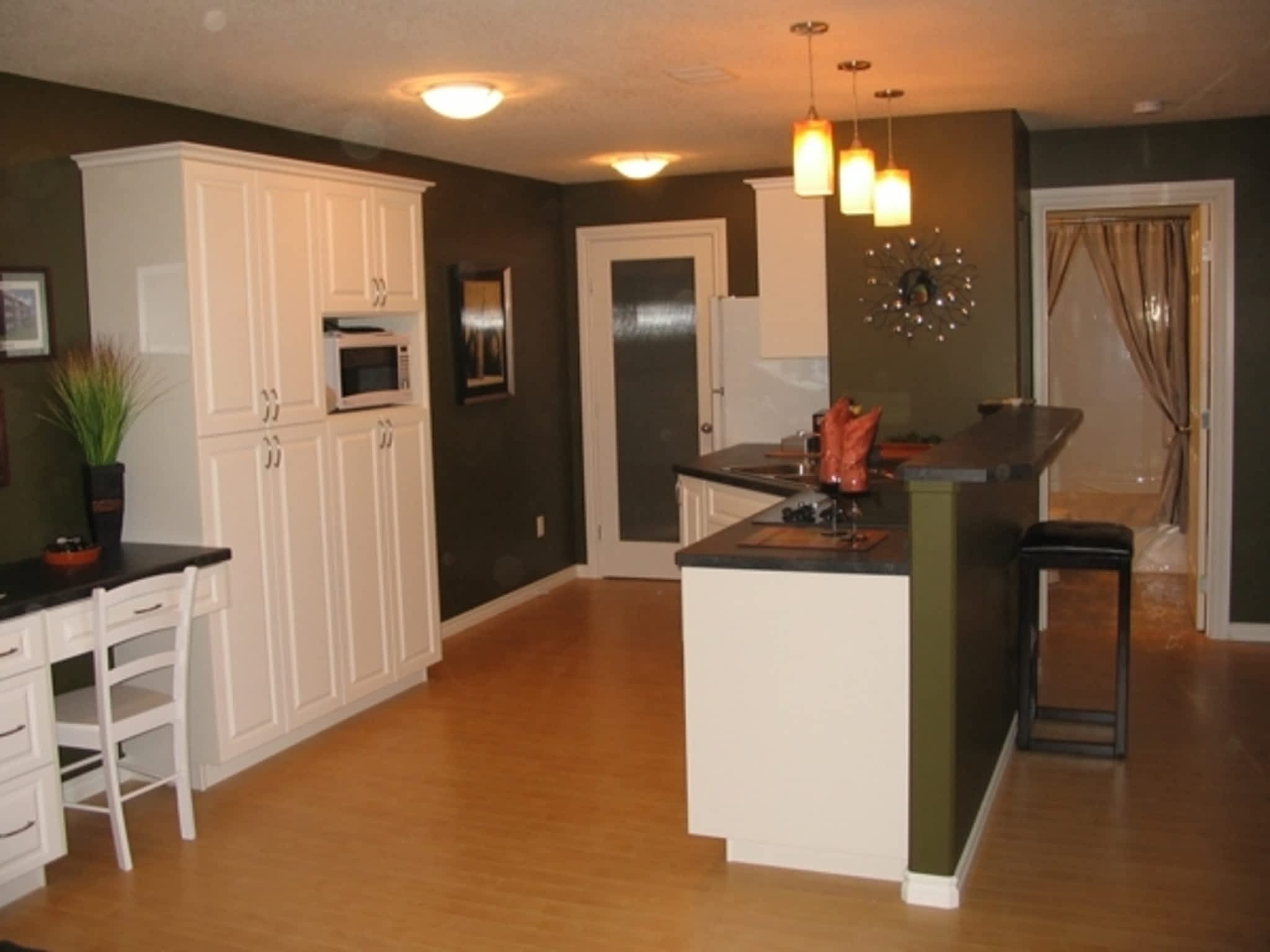 photo 2nd Home Suites