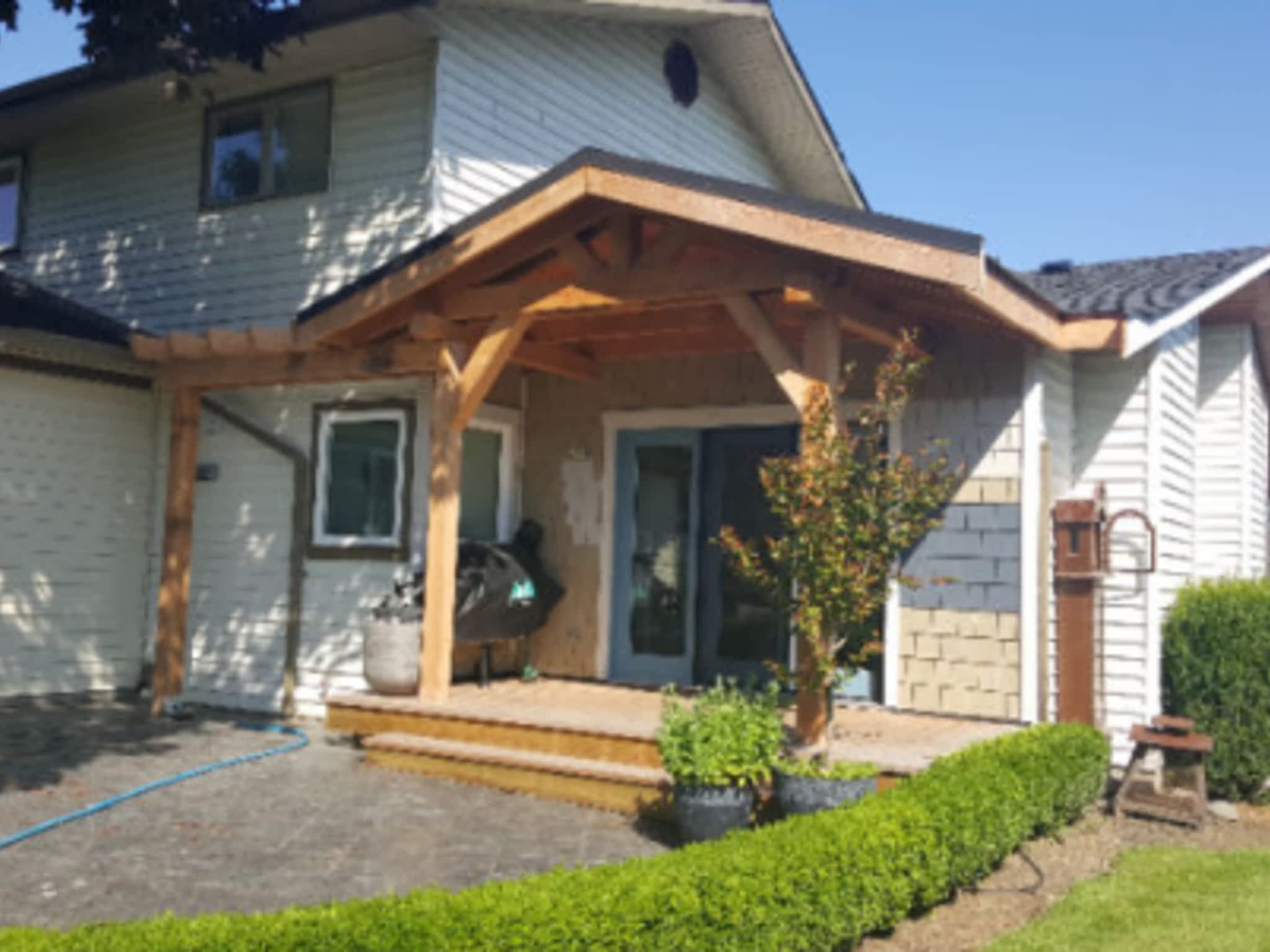 photo Dean's Maintenance & Construction