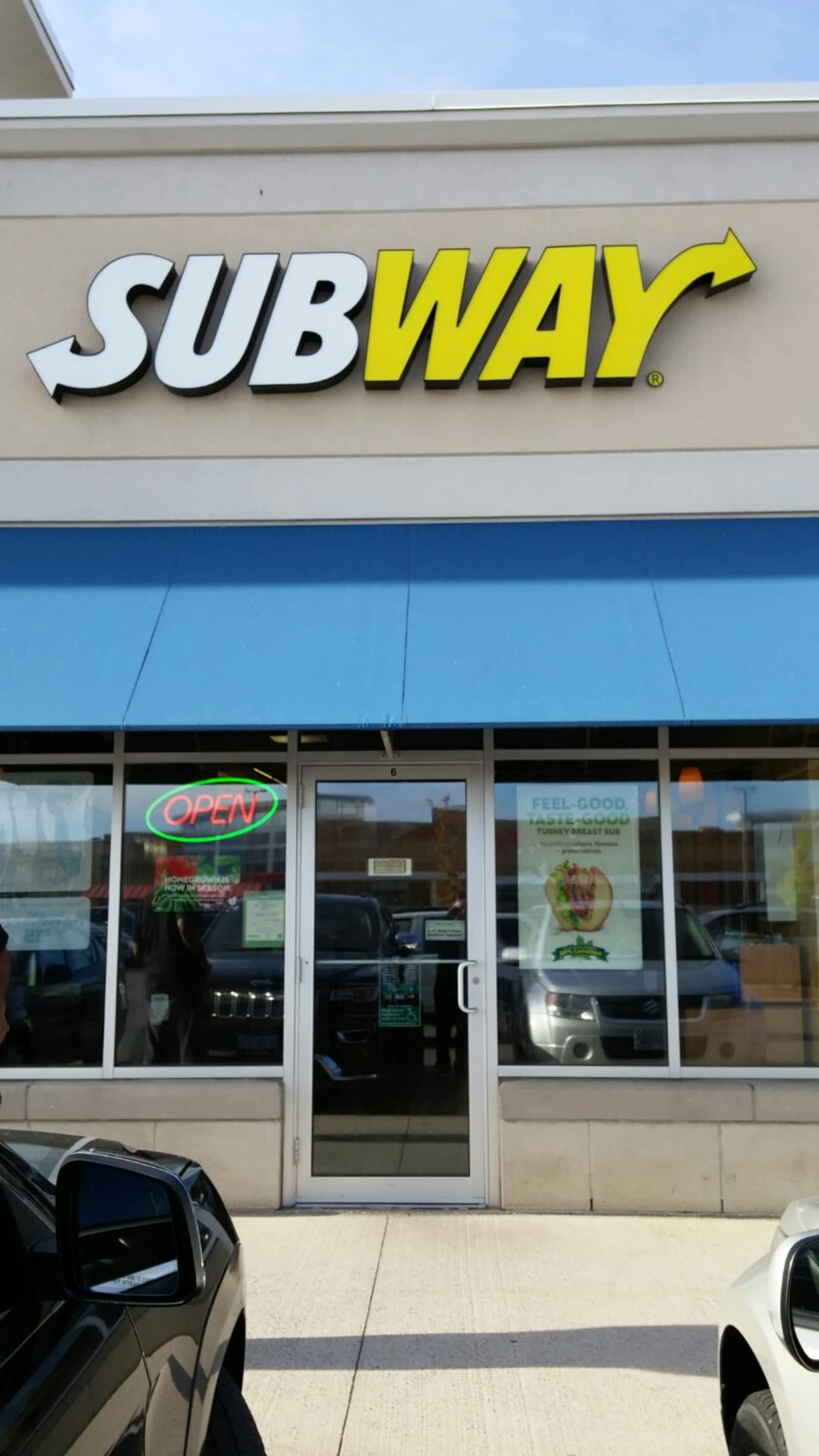 Subway 6H1995 Salem Rd N, Ajax, ON