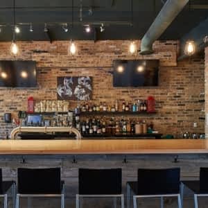 Next Door Restaurant Menu Horaire Et Reservation 139 Main St