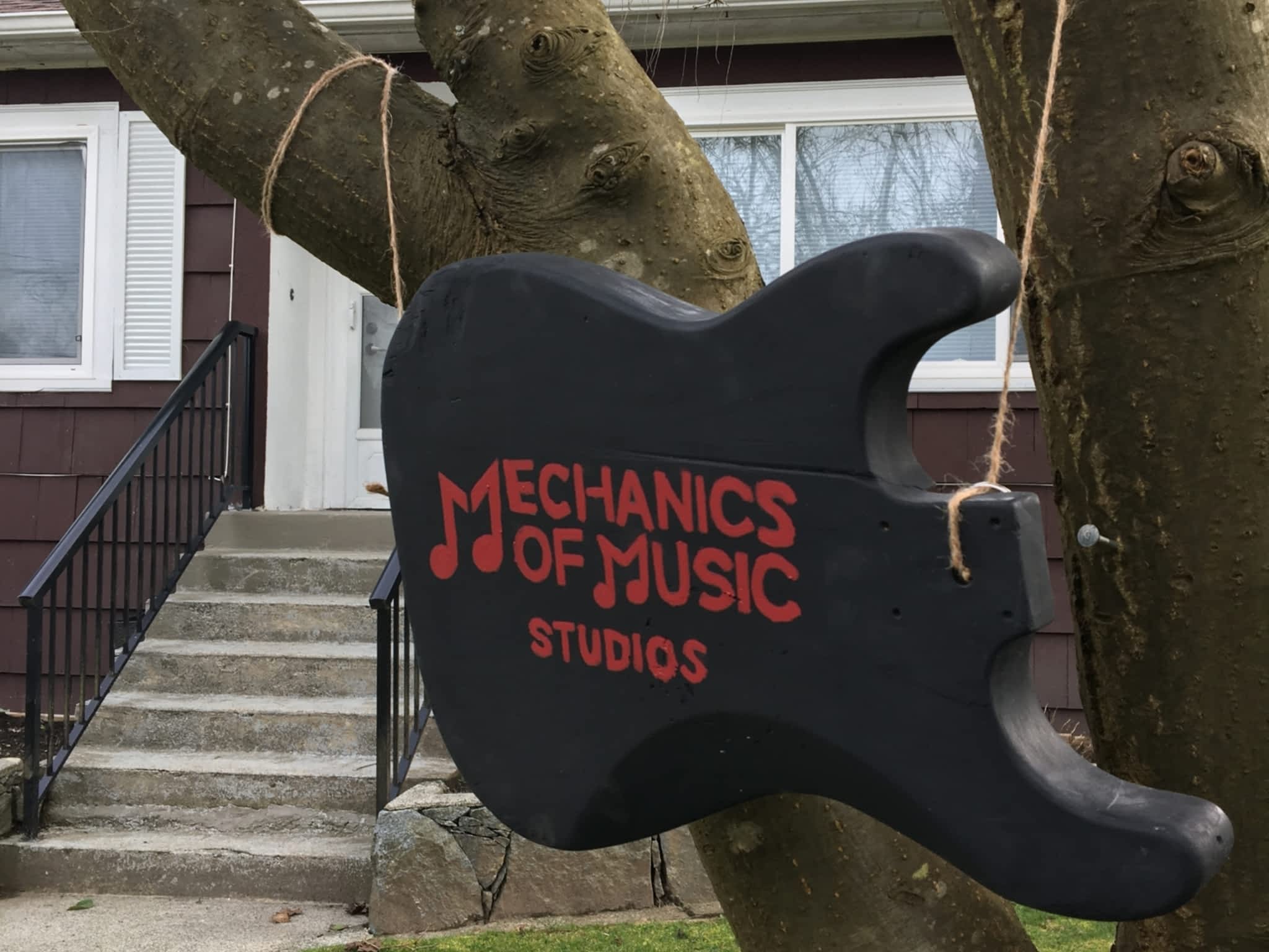 photo Mechanics of Music Studios