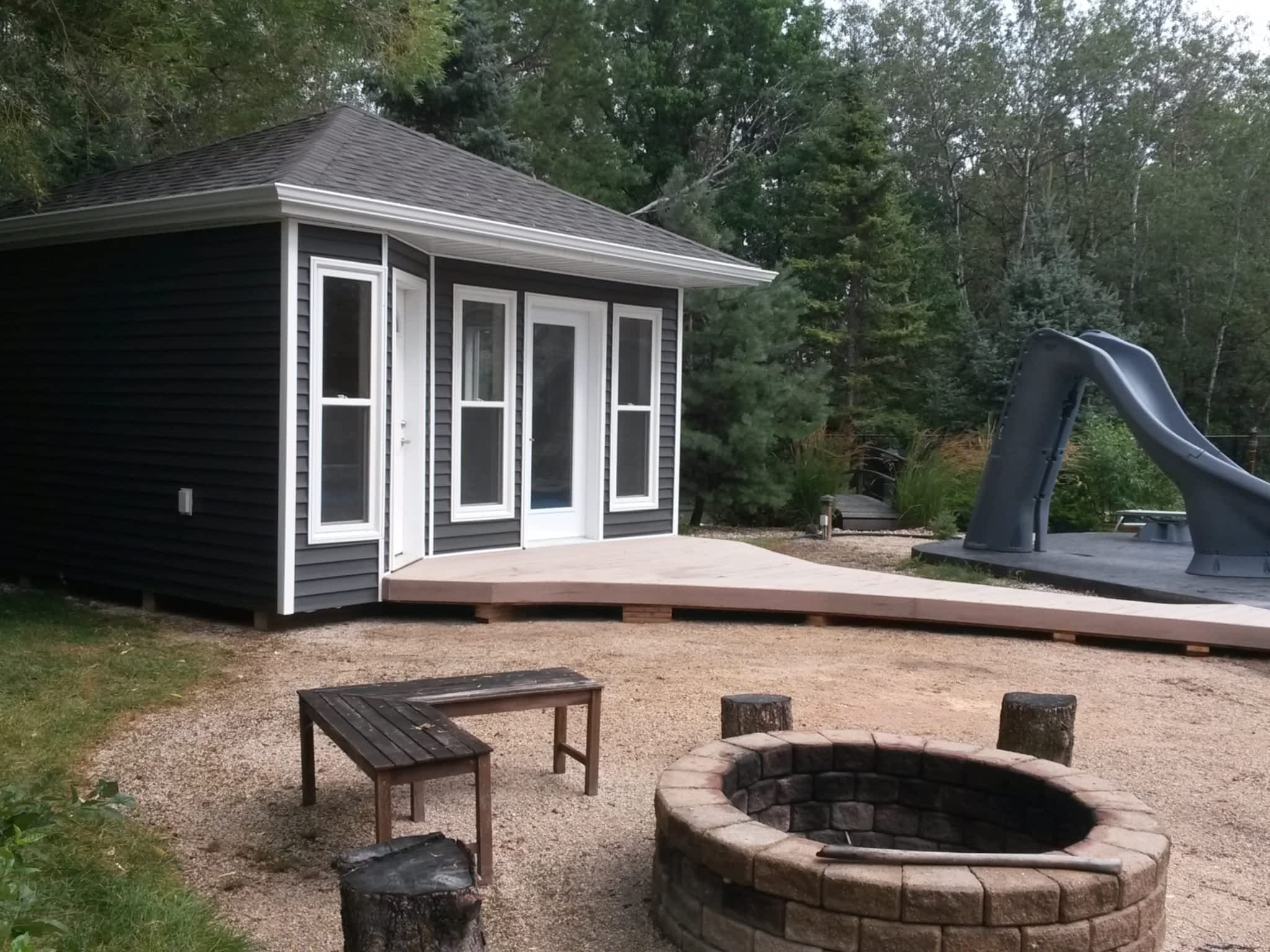 photo Riverside Enterprises Ltd