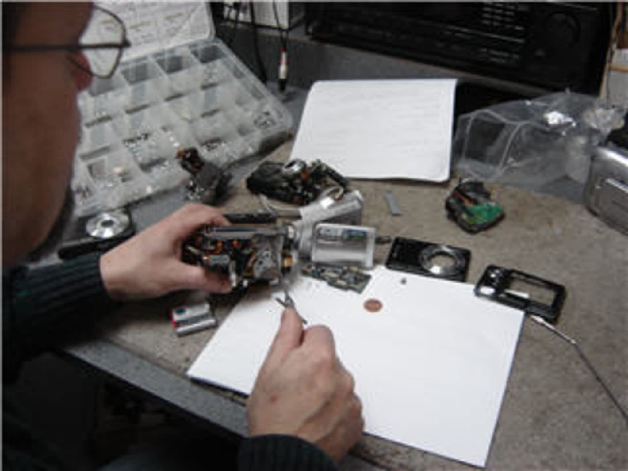 photo Electronic Analyst