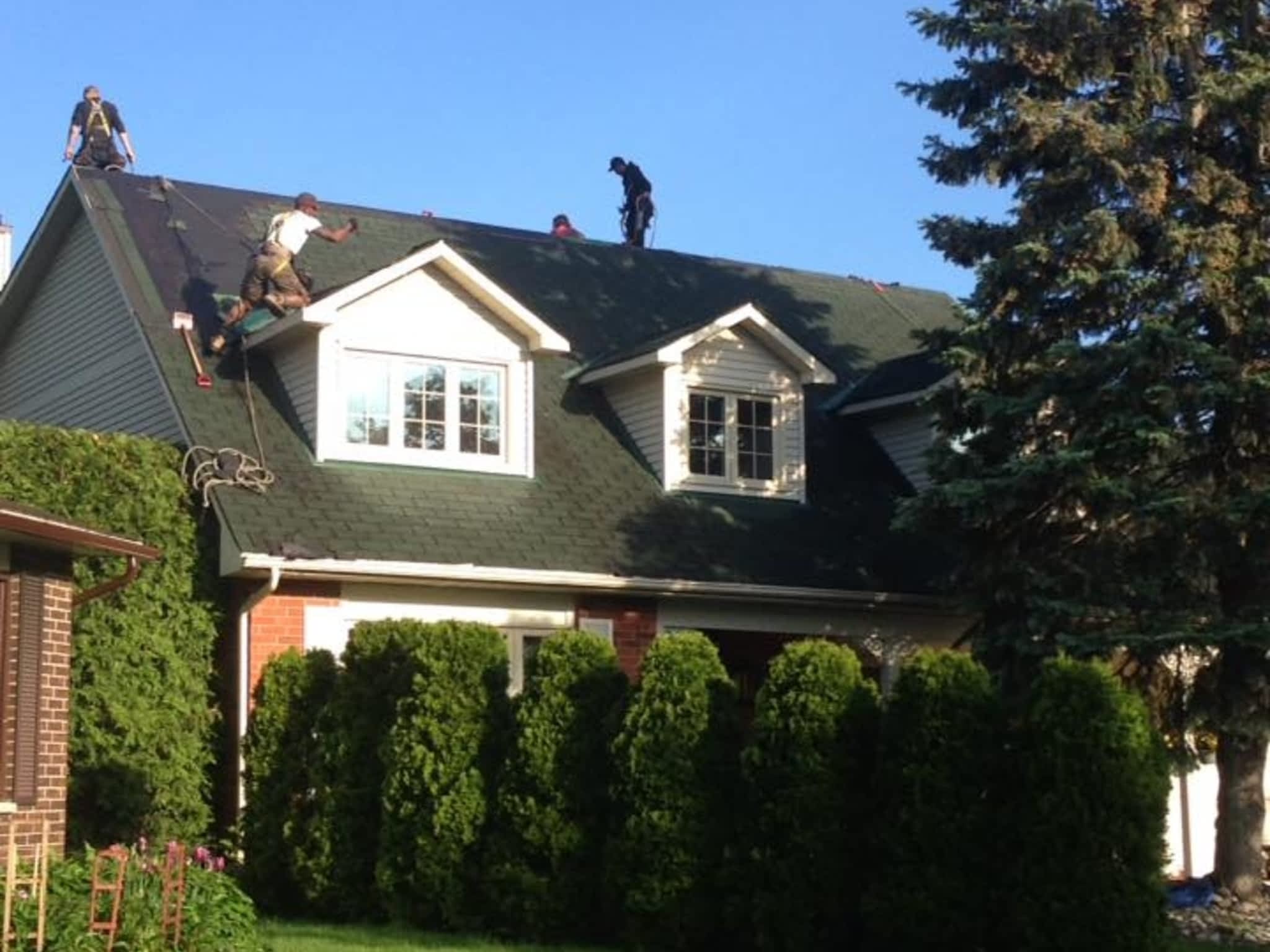 photo JJ and Father Roofing