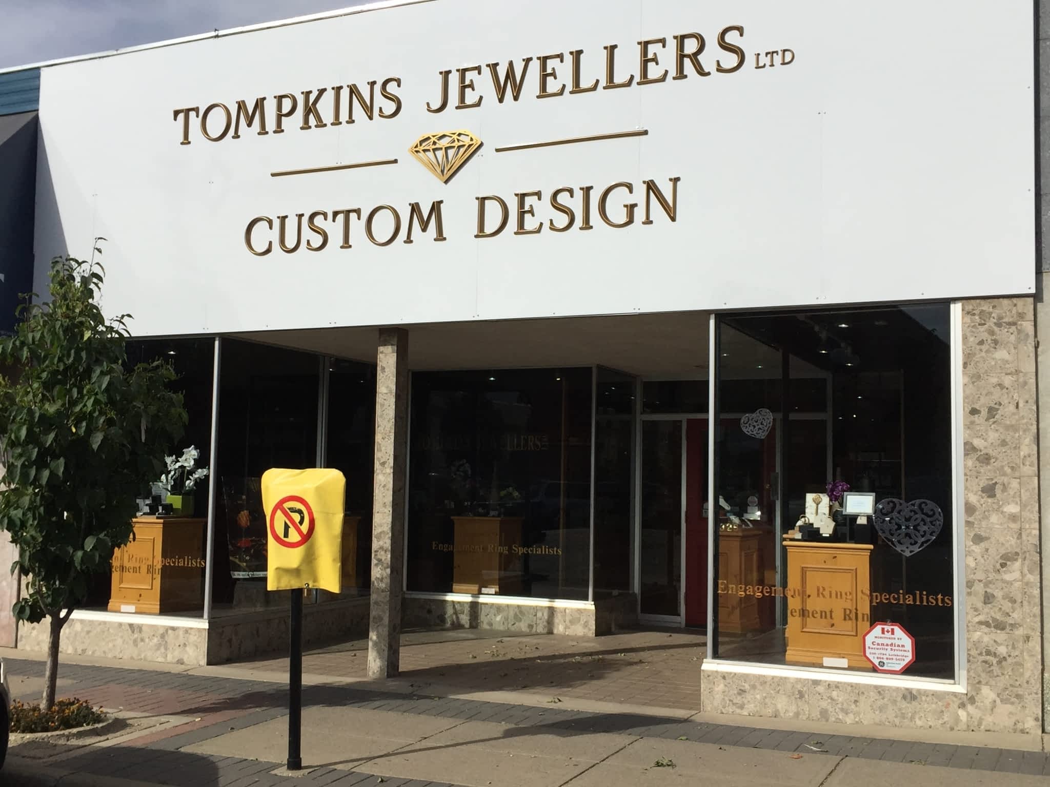 photo Tompkins Jewellers Ltd