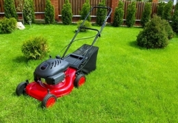 Stay Sharp with these Vancouver Lawn Mower Shops