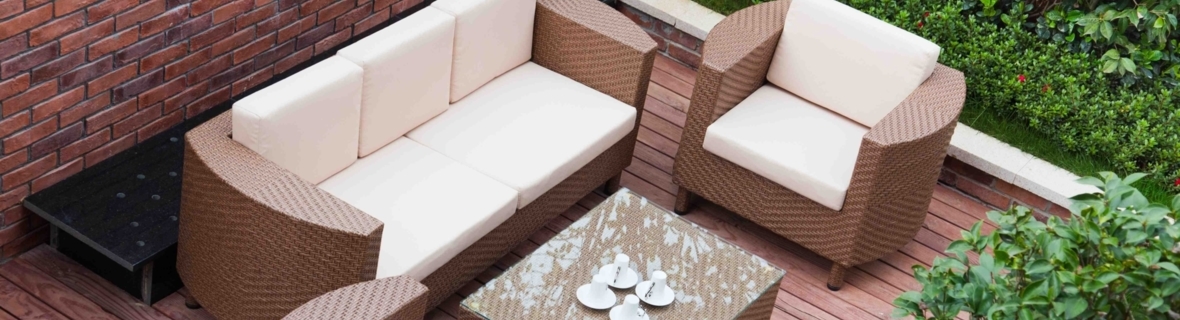 Toronto shops for patio furniture and outdoor accessories