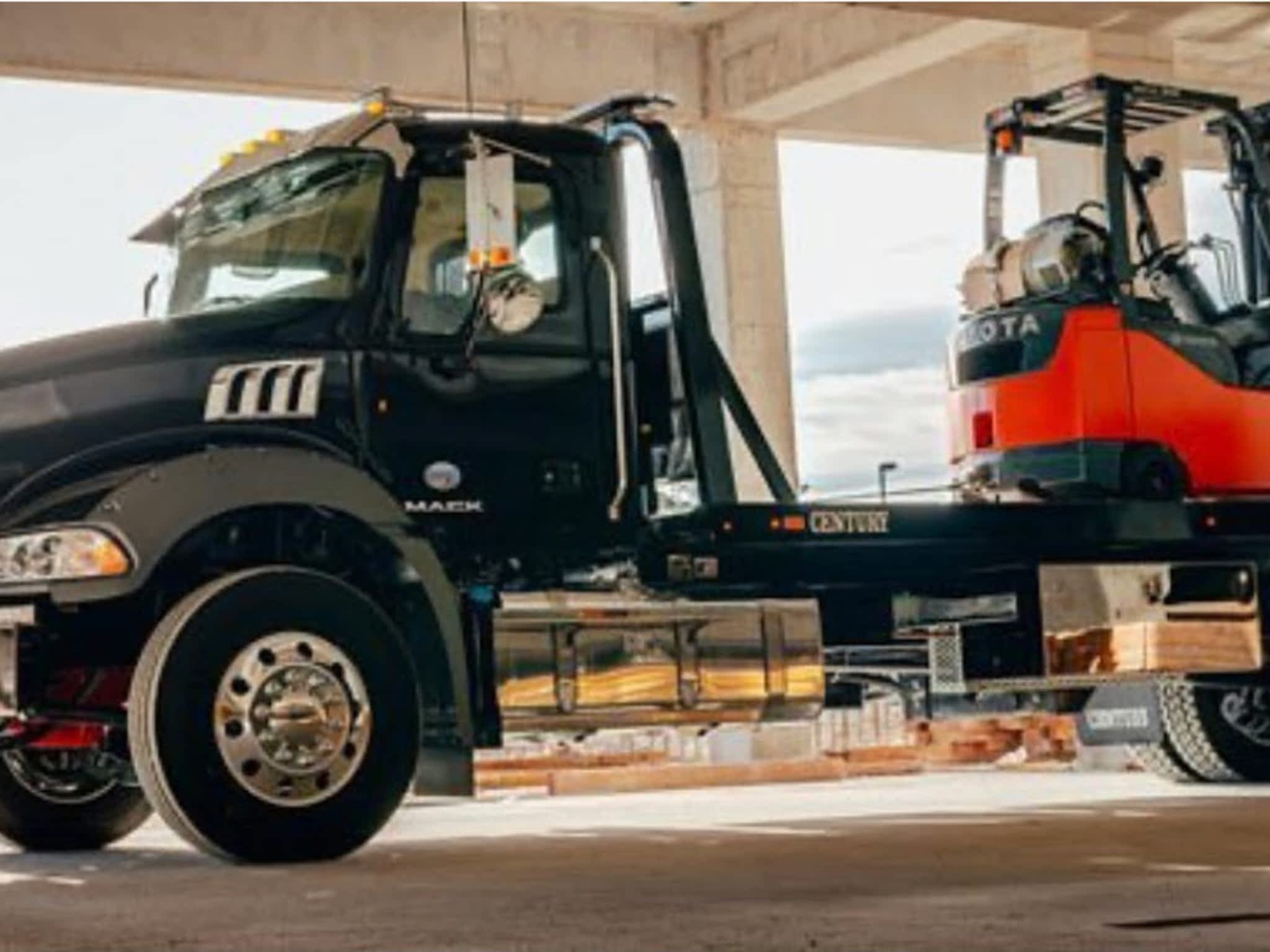 photo Towing Laval Ouest