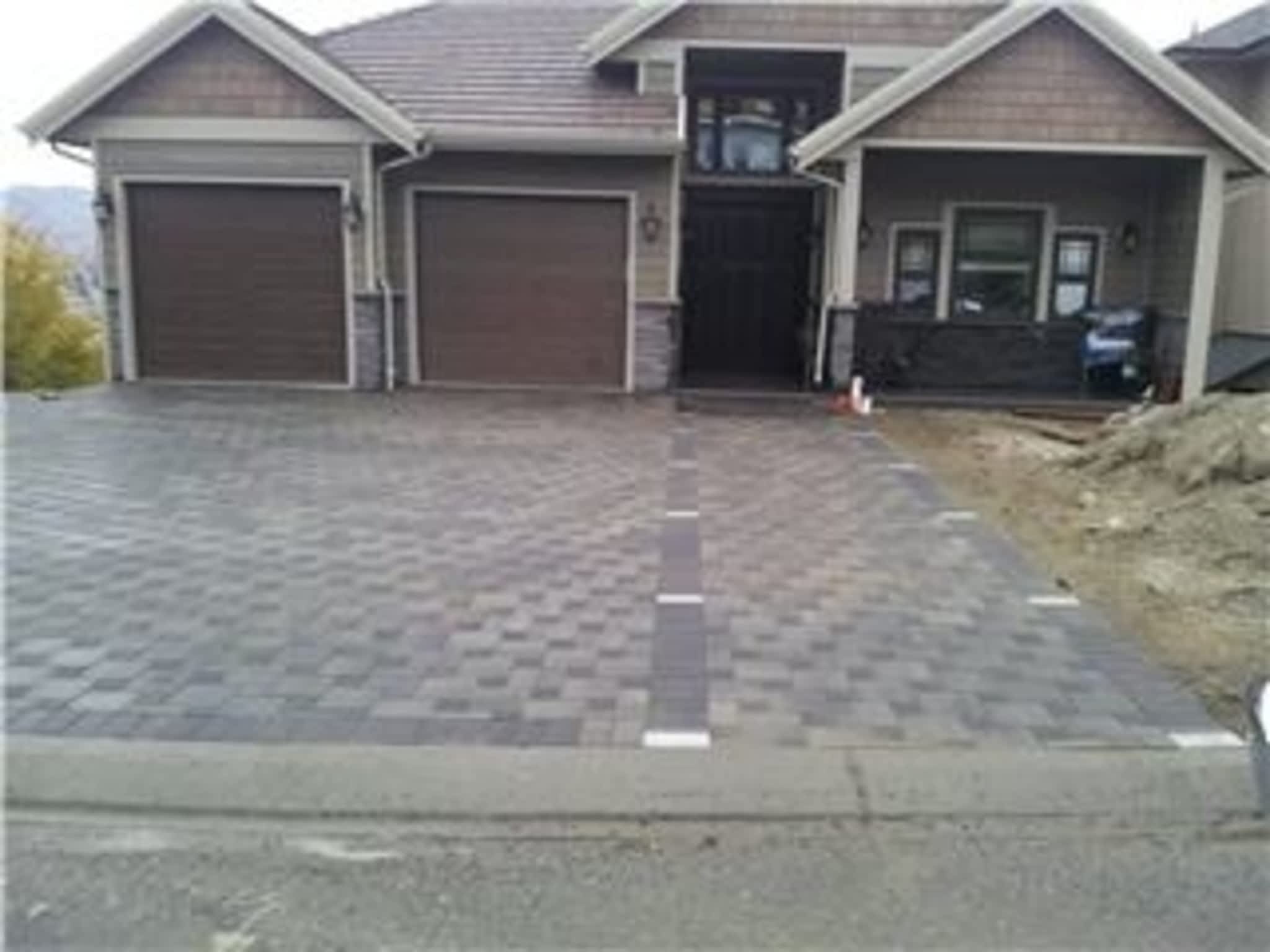 photo Grade-A Construction