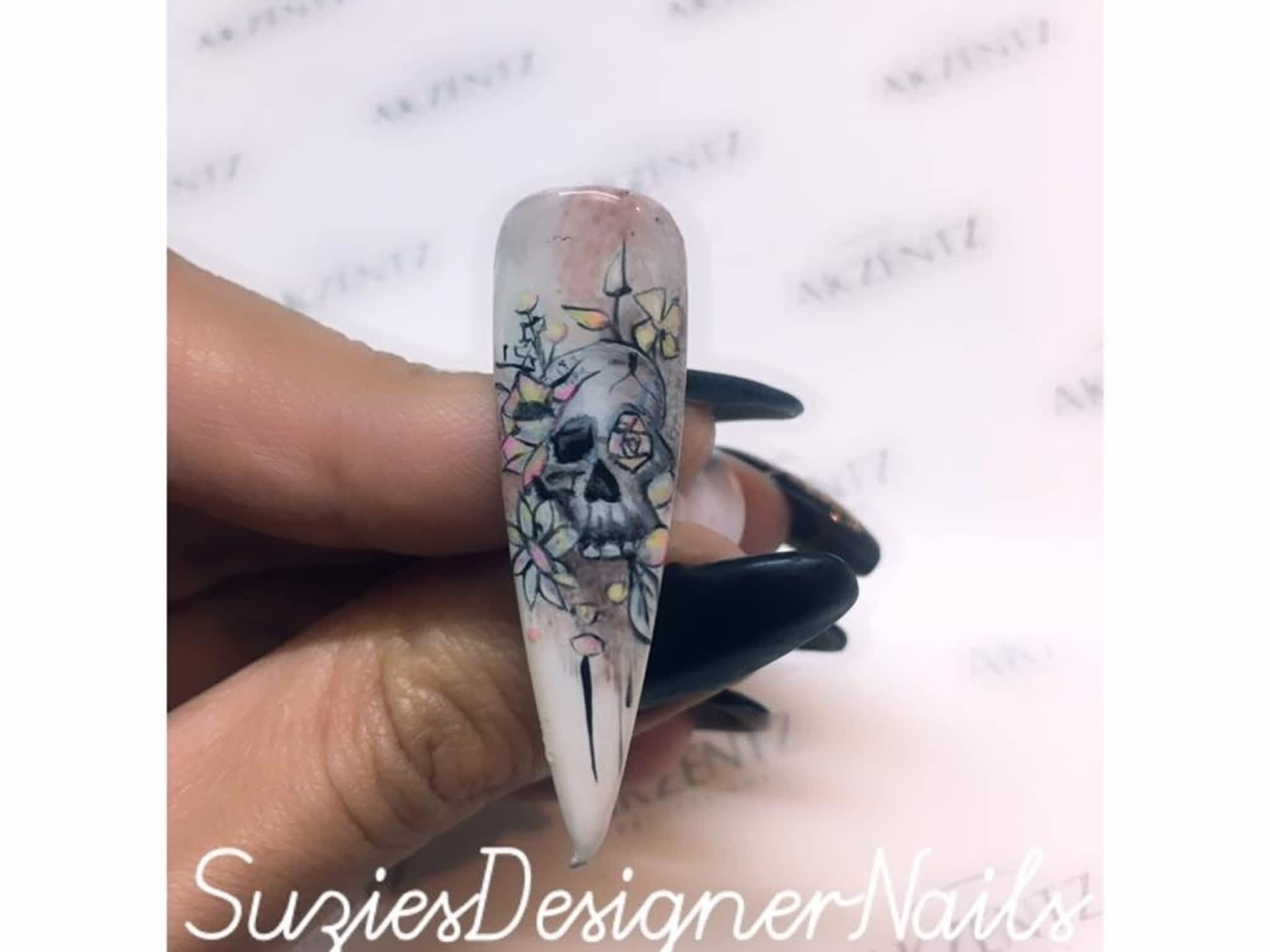 photo Suzie's Designer Nails
