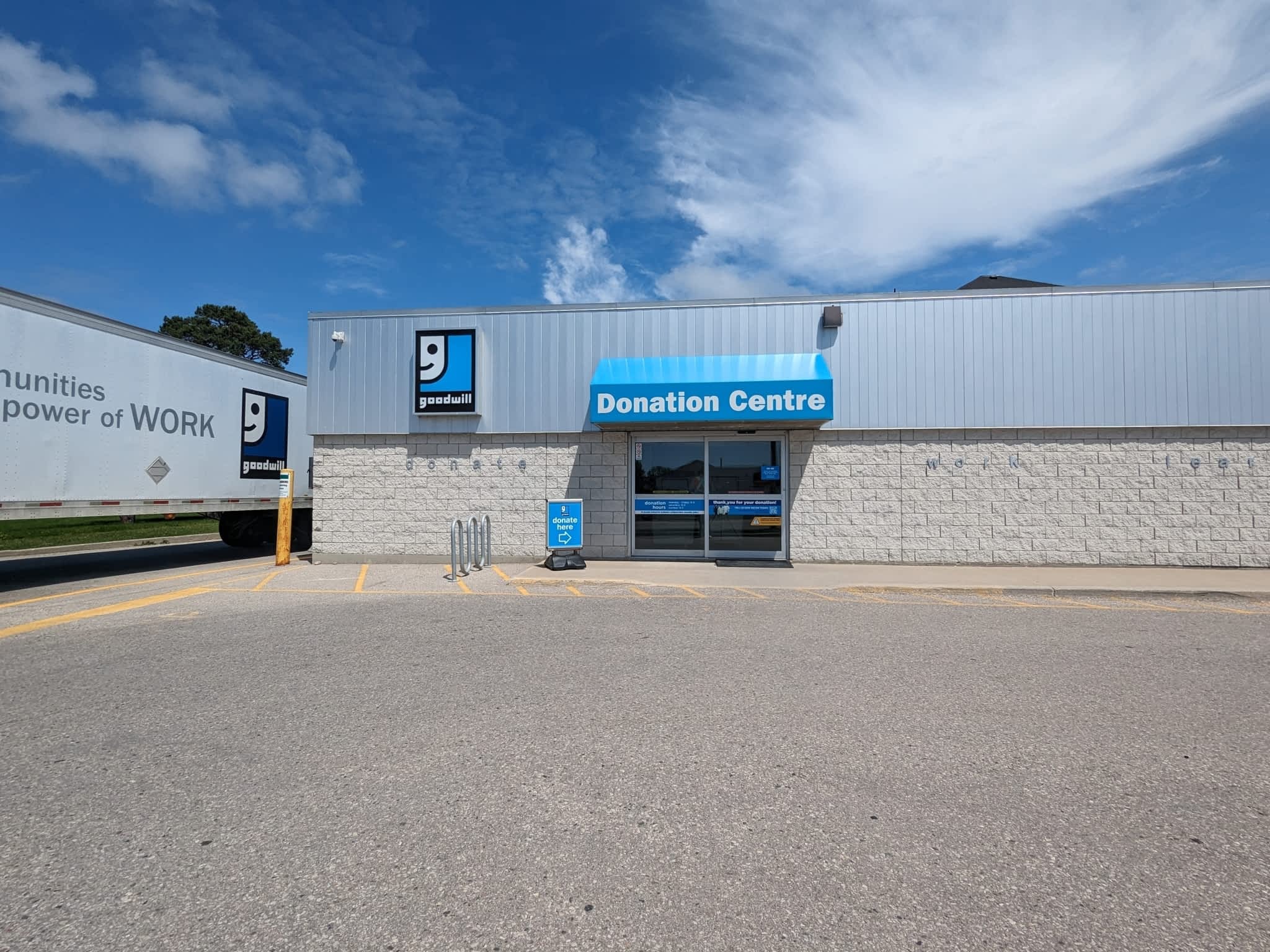 photo Goodwill Donation Centre
