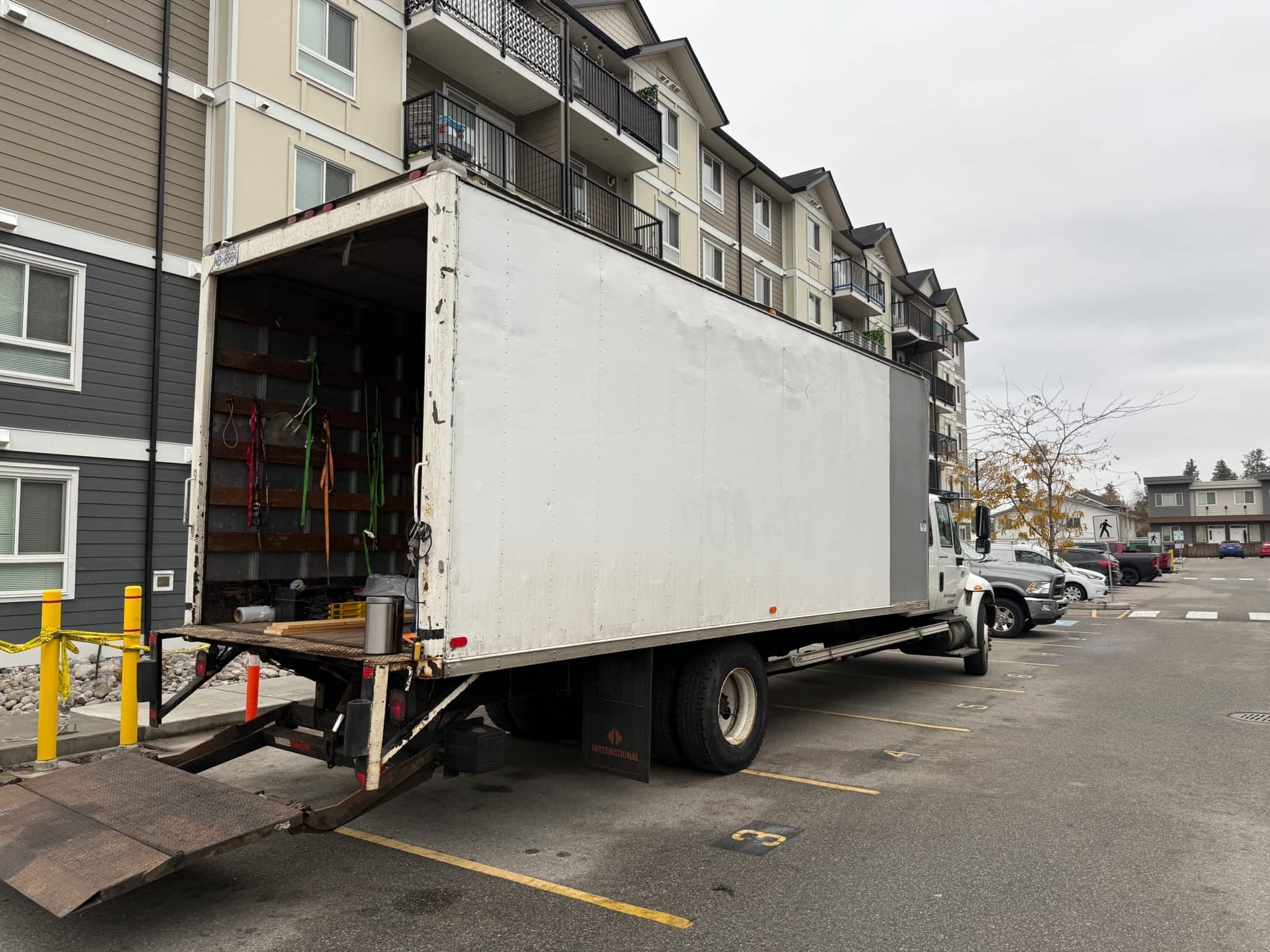 photo Route 97 Movers