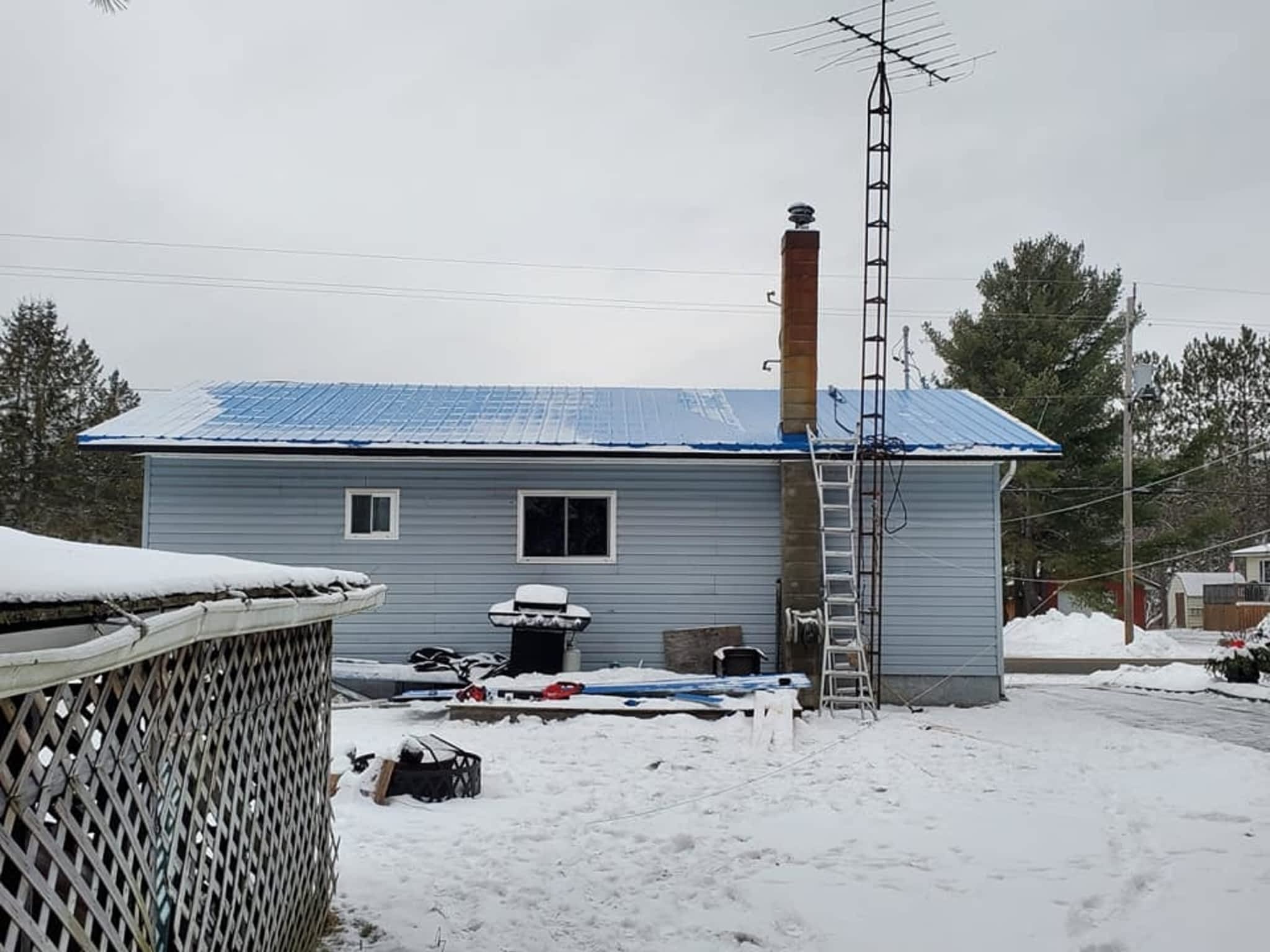 photo Gray Wolves Contracting