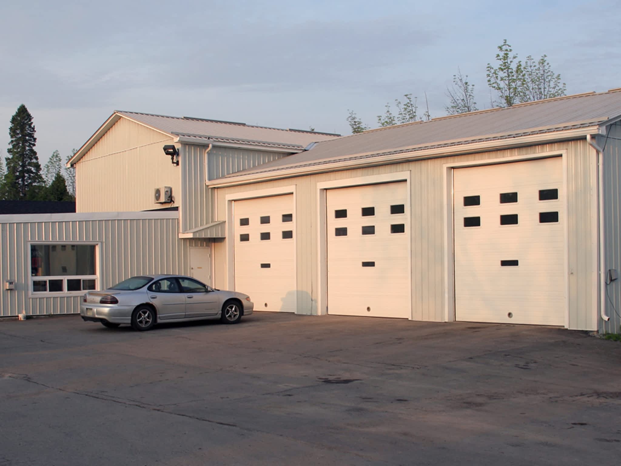 photo Bumper to Bumper Auto Service - Riverside Auto Service