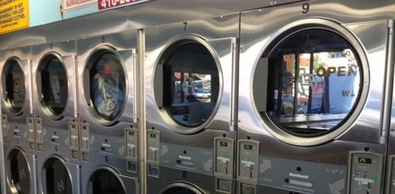 Laundromat 24 Hour Coin Opening Hours 668 Manning Ave Toronto ON