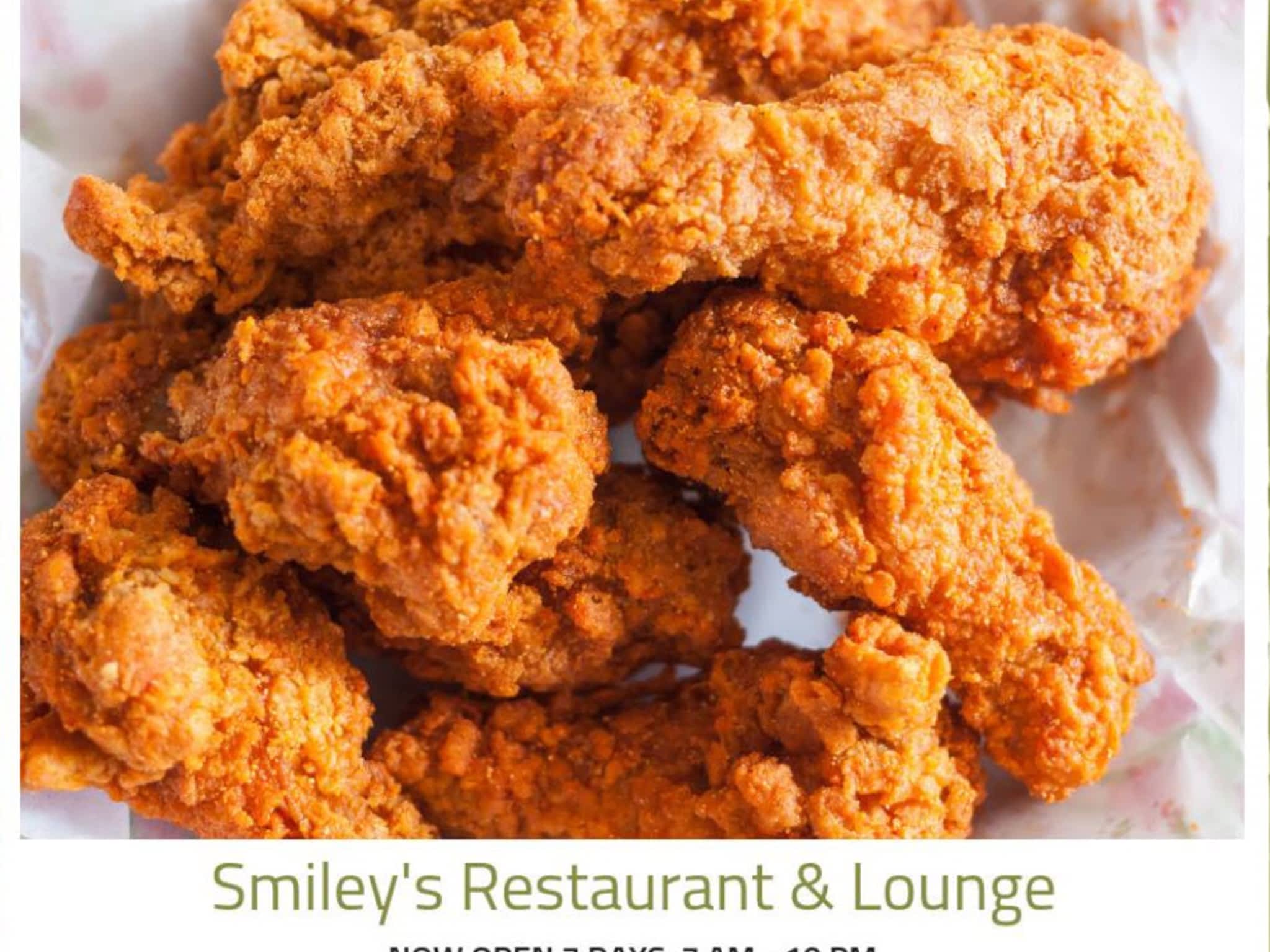 photo Smiley's Restaurant & Lounge