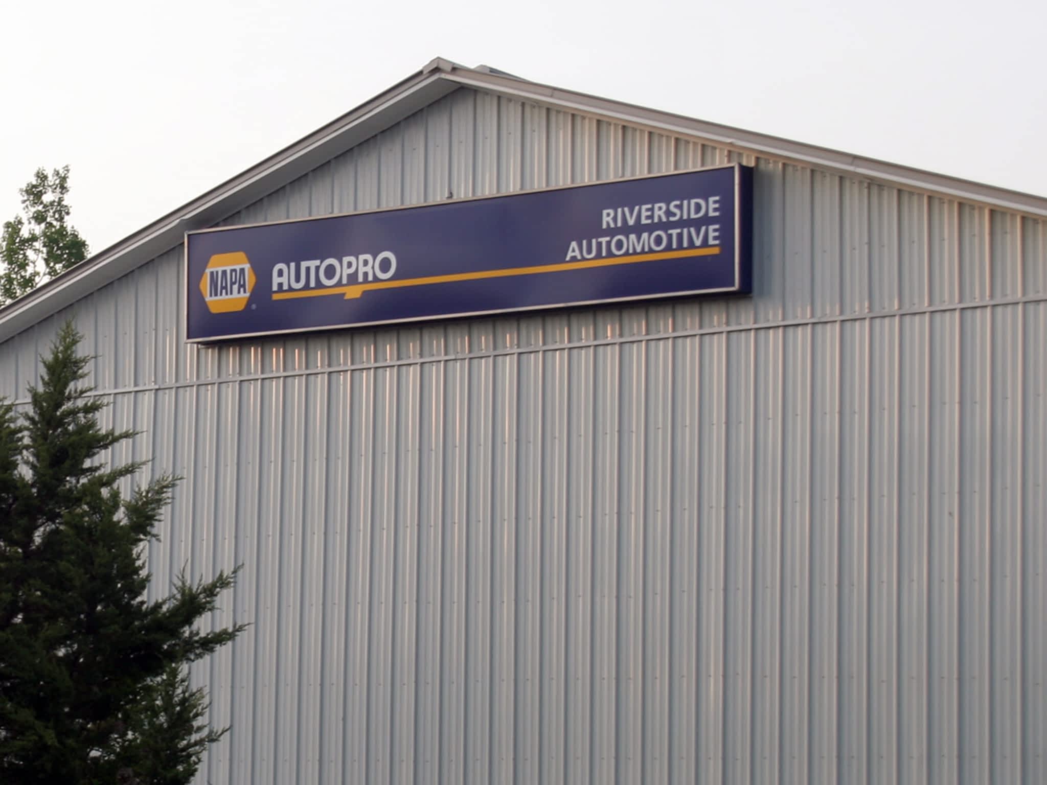 photo Bumper to Bumper Auto Service - Riverside Auto Service