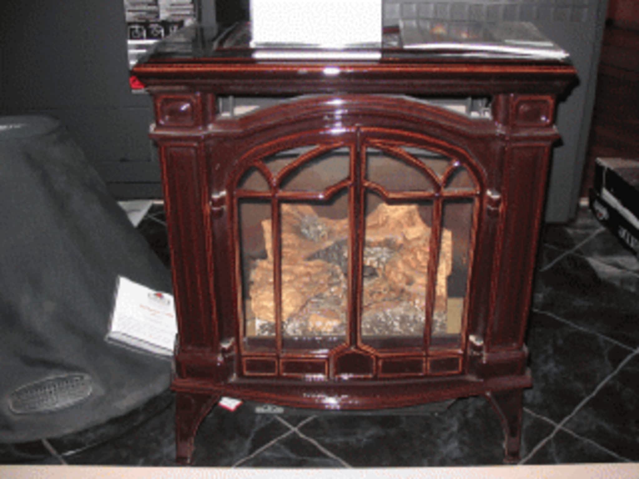 photo Crown Cabinets & Fireplaces