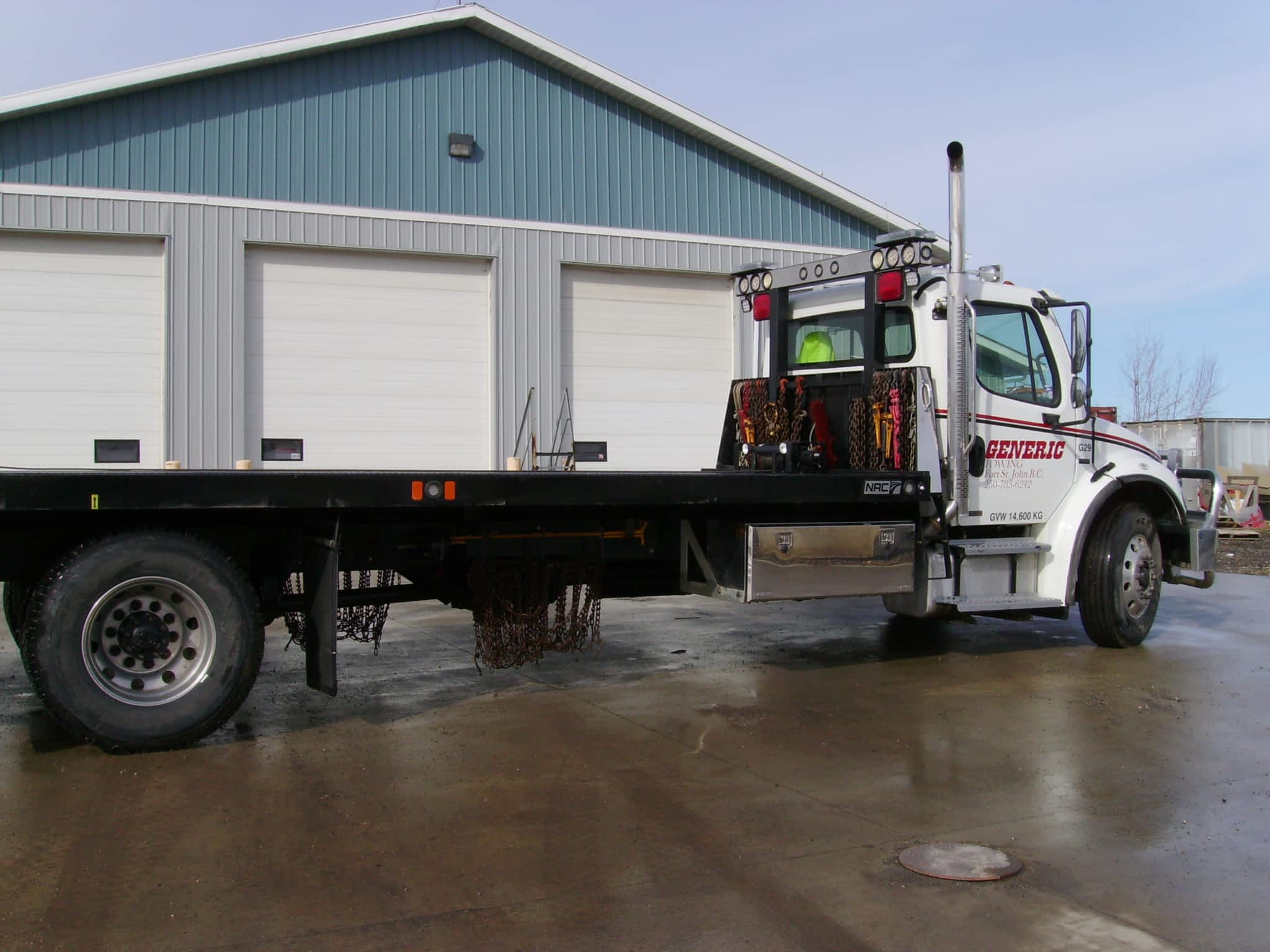 photo Generic Towing & Auto Parts Ltd