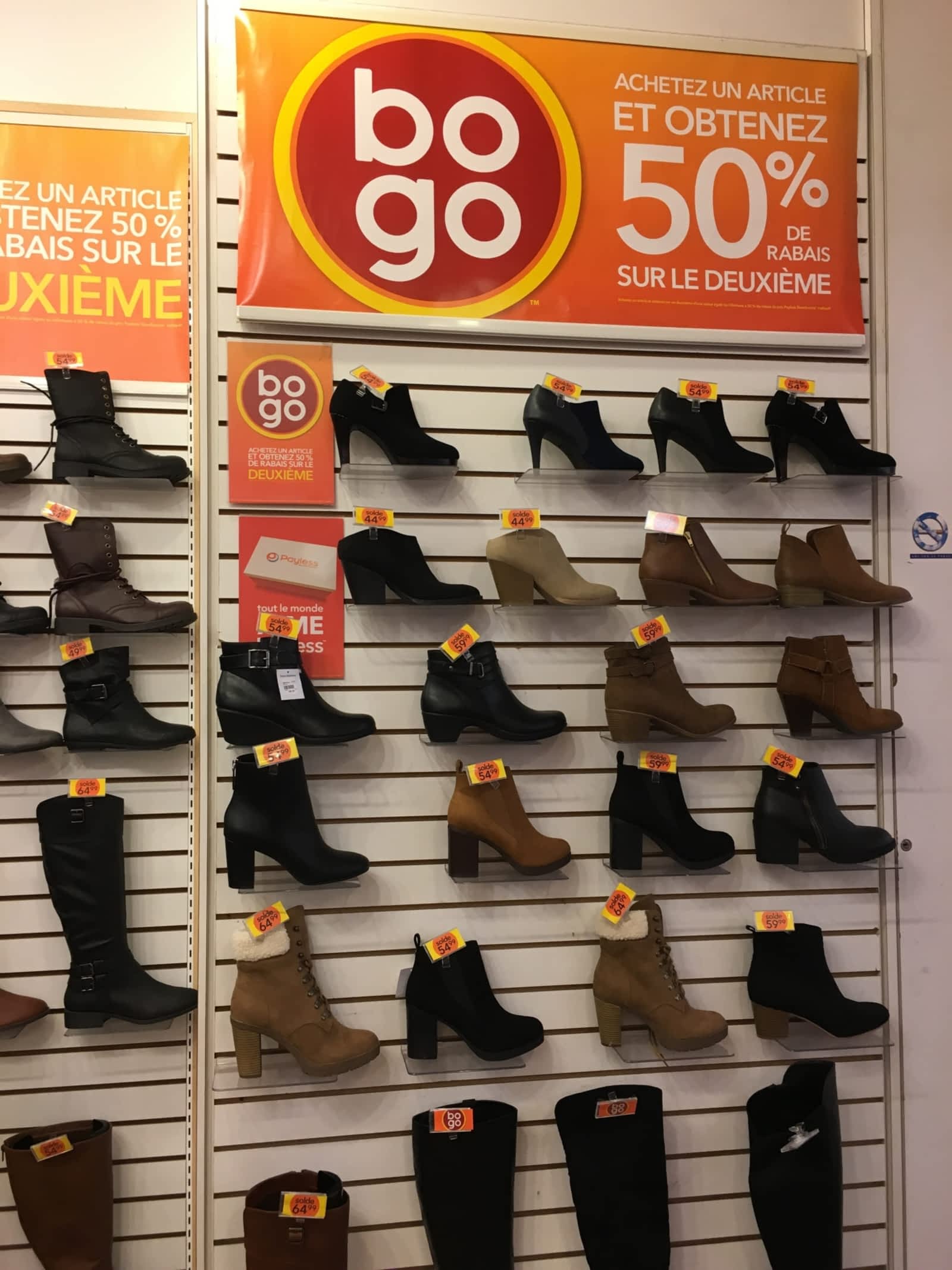 payless shoes hours near me