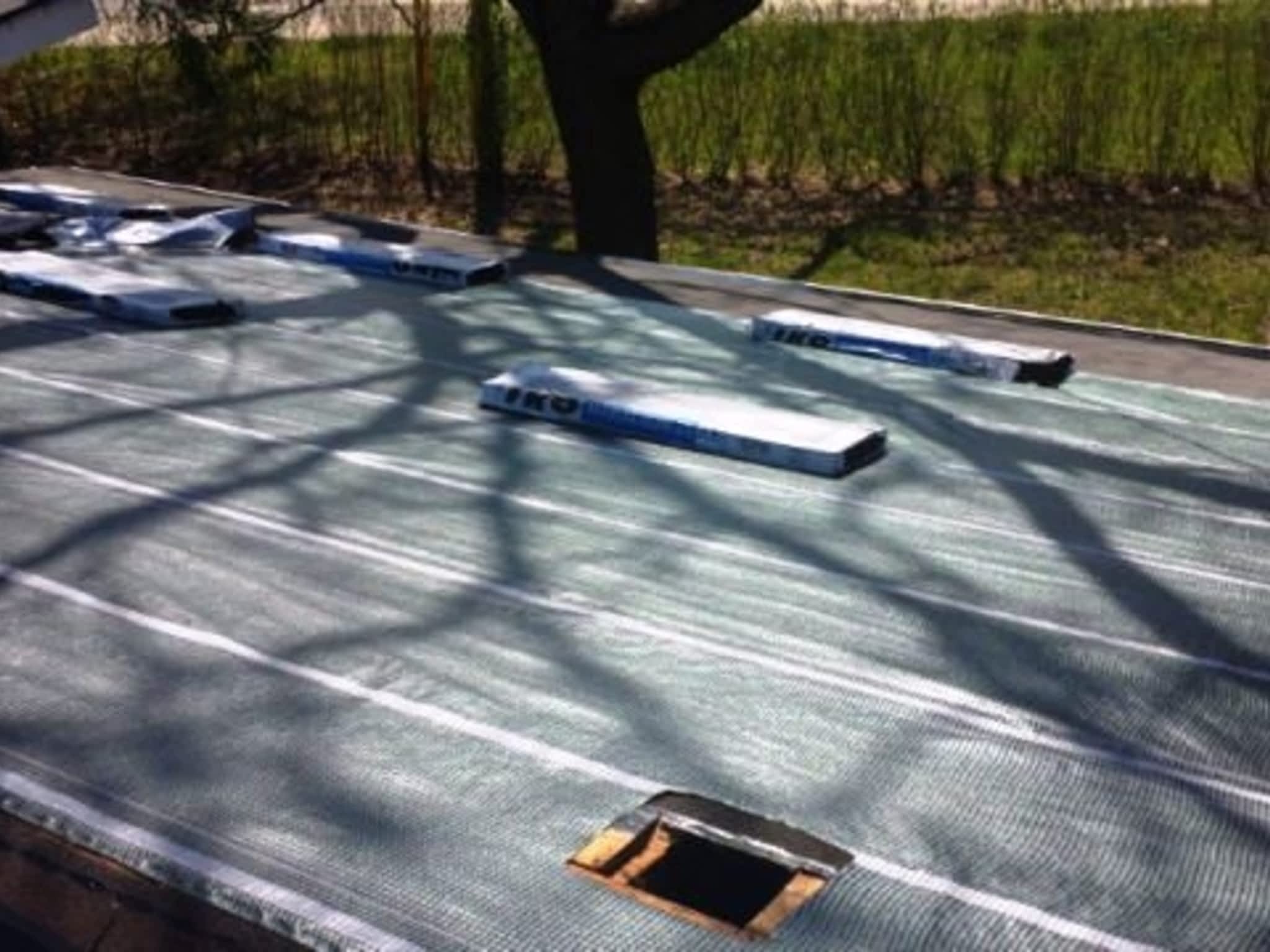 photo Newfiee's Roofing