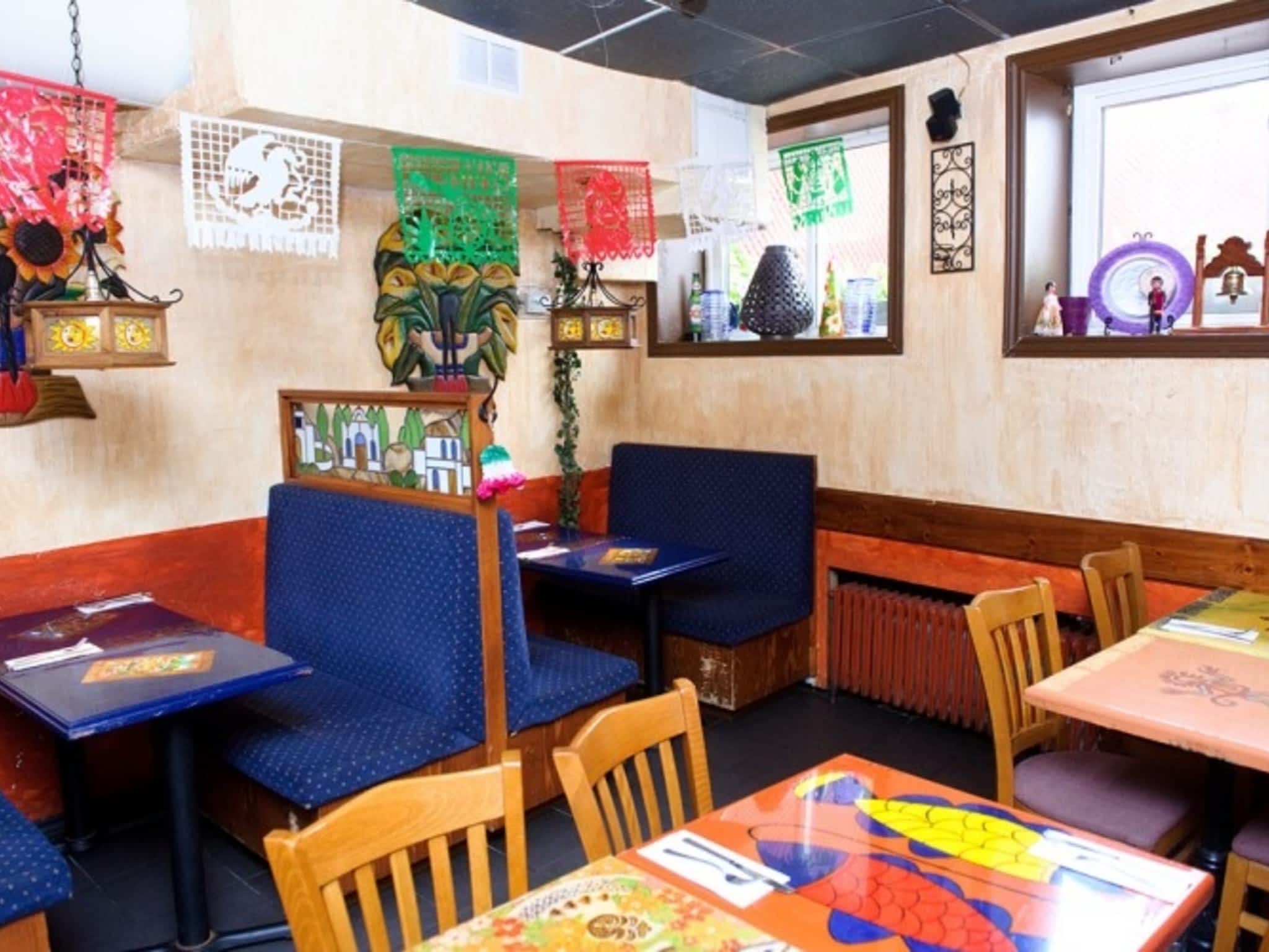 photo Mariachi's Restaurant