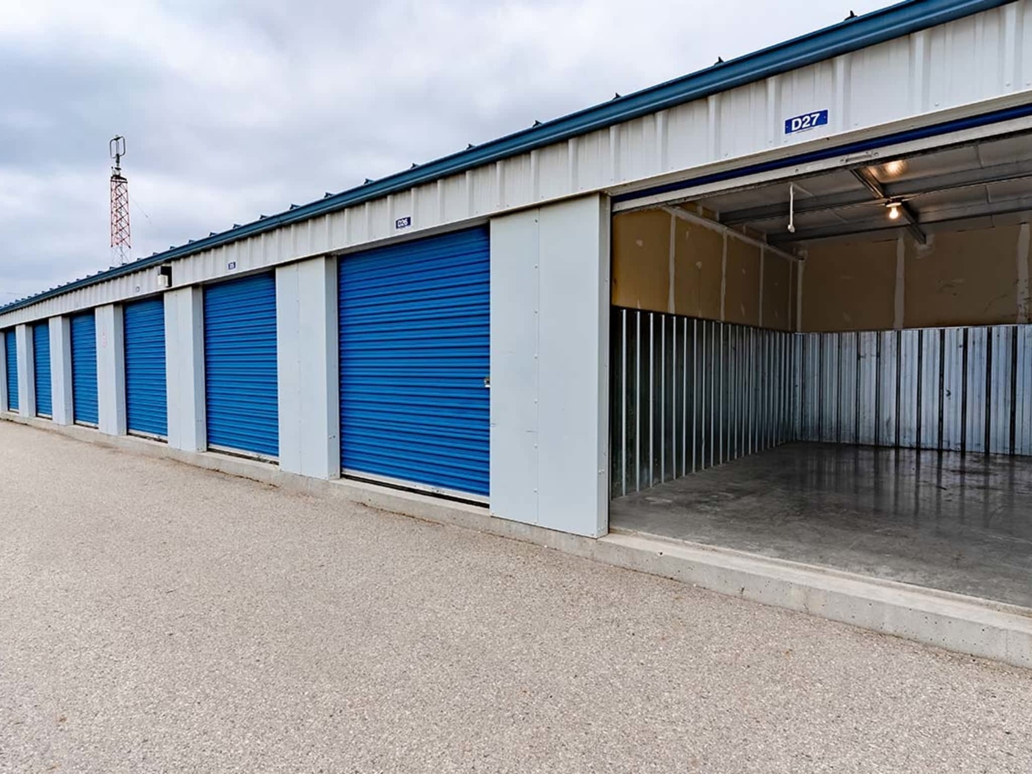 photo Access Storage - Saskatoon Airport