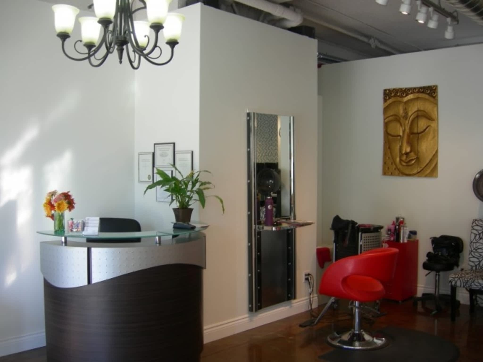 photo Studio 22 Hair Lounge