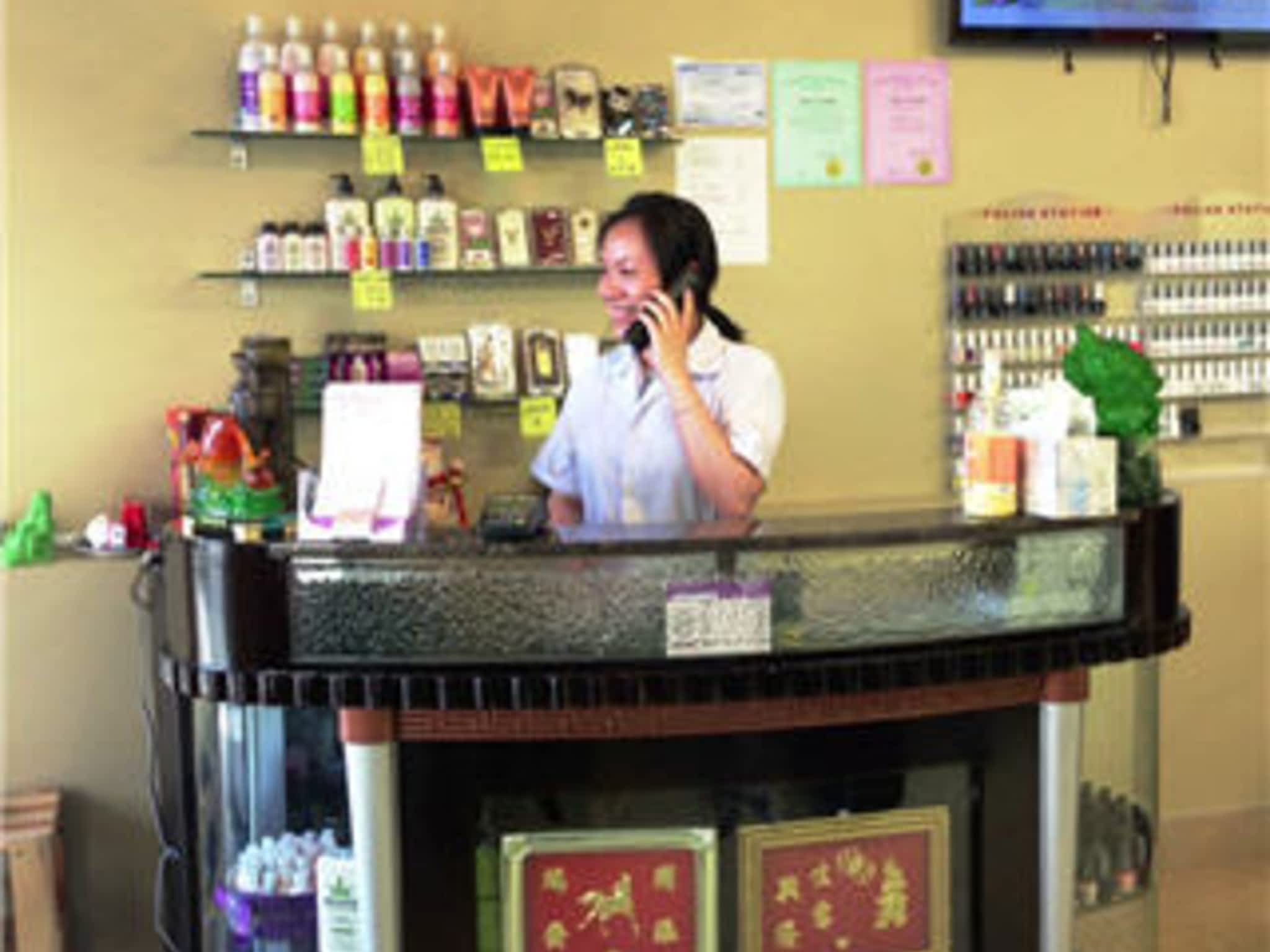 photo Binh's Nail Ltd