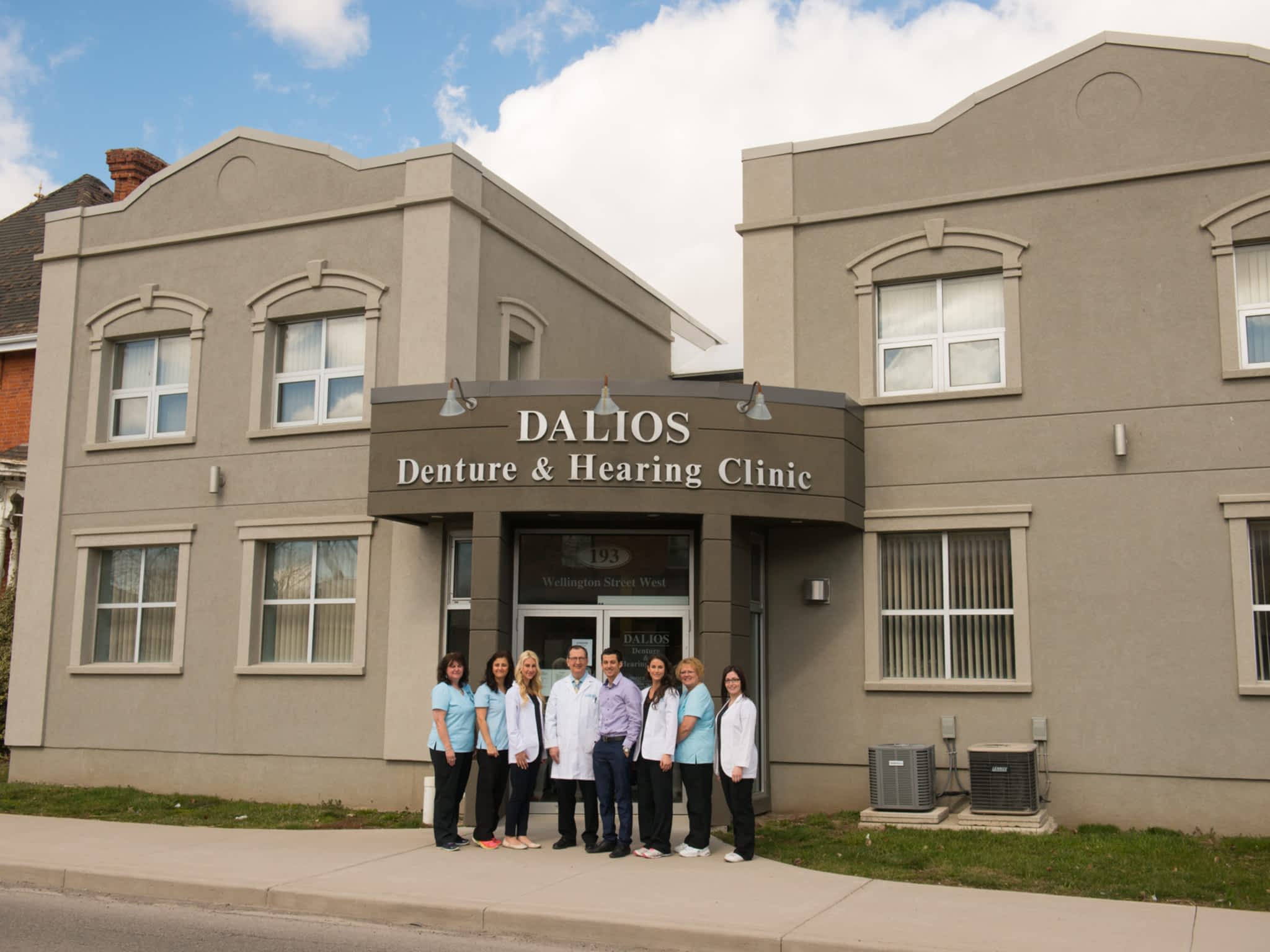 photo Dalios Denture & Hearing Clinic