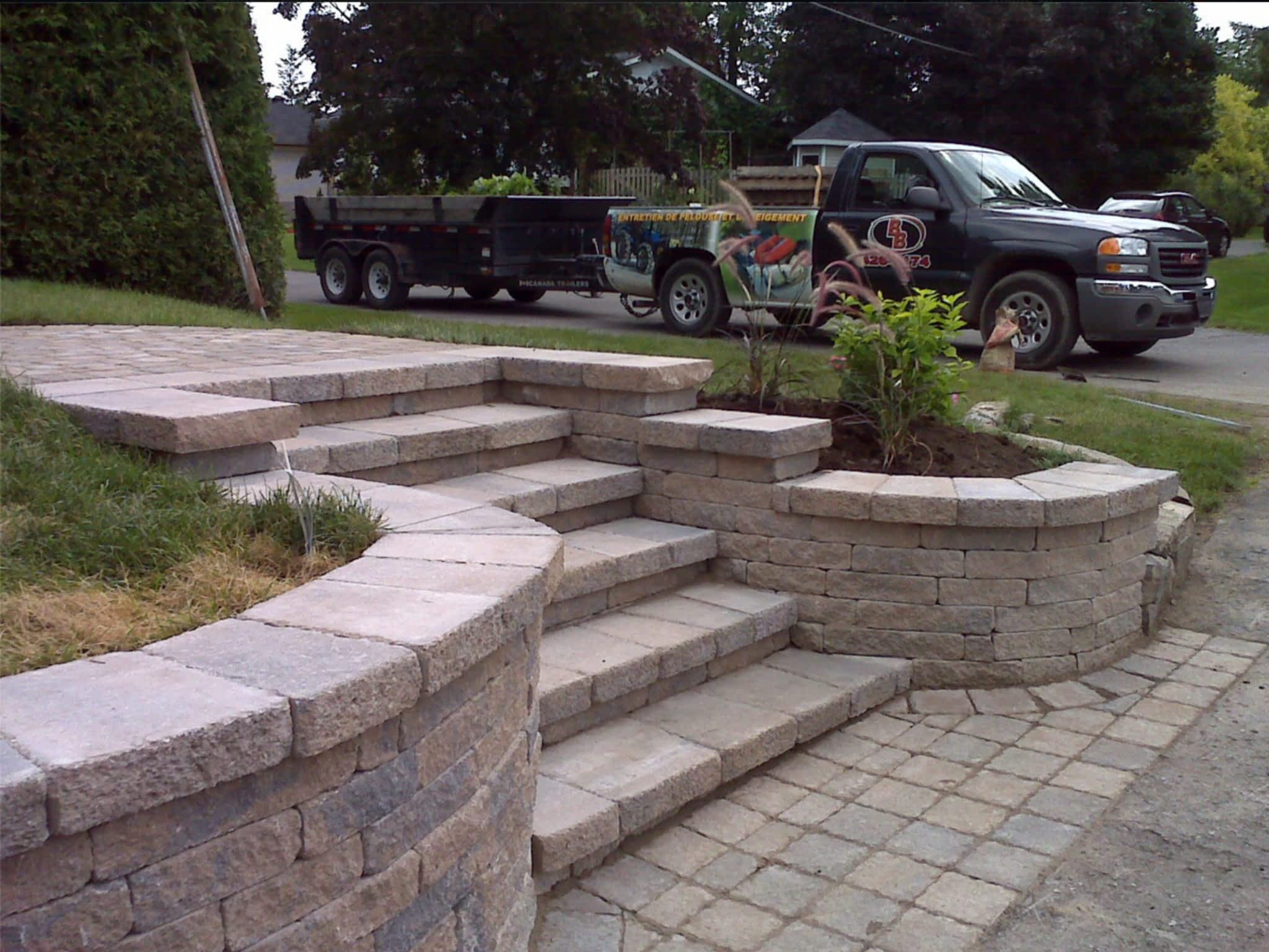 photo Robert Bowden BB Lawn