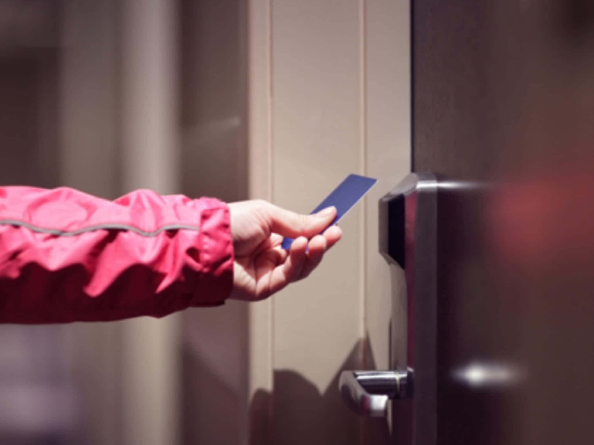 photo Lock & Door Works