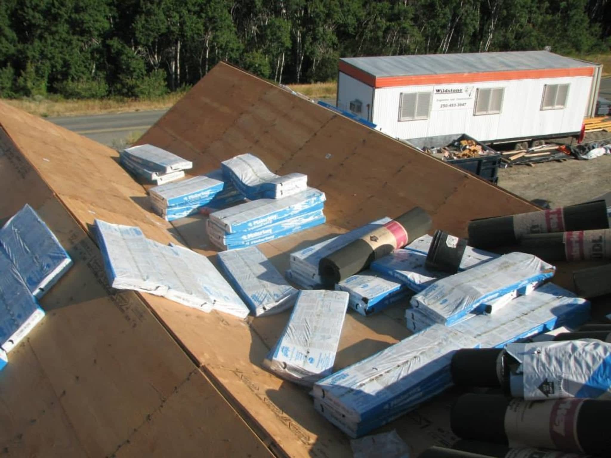 photo RubiX Roofing & Contracting