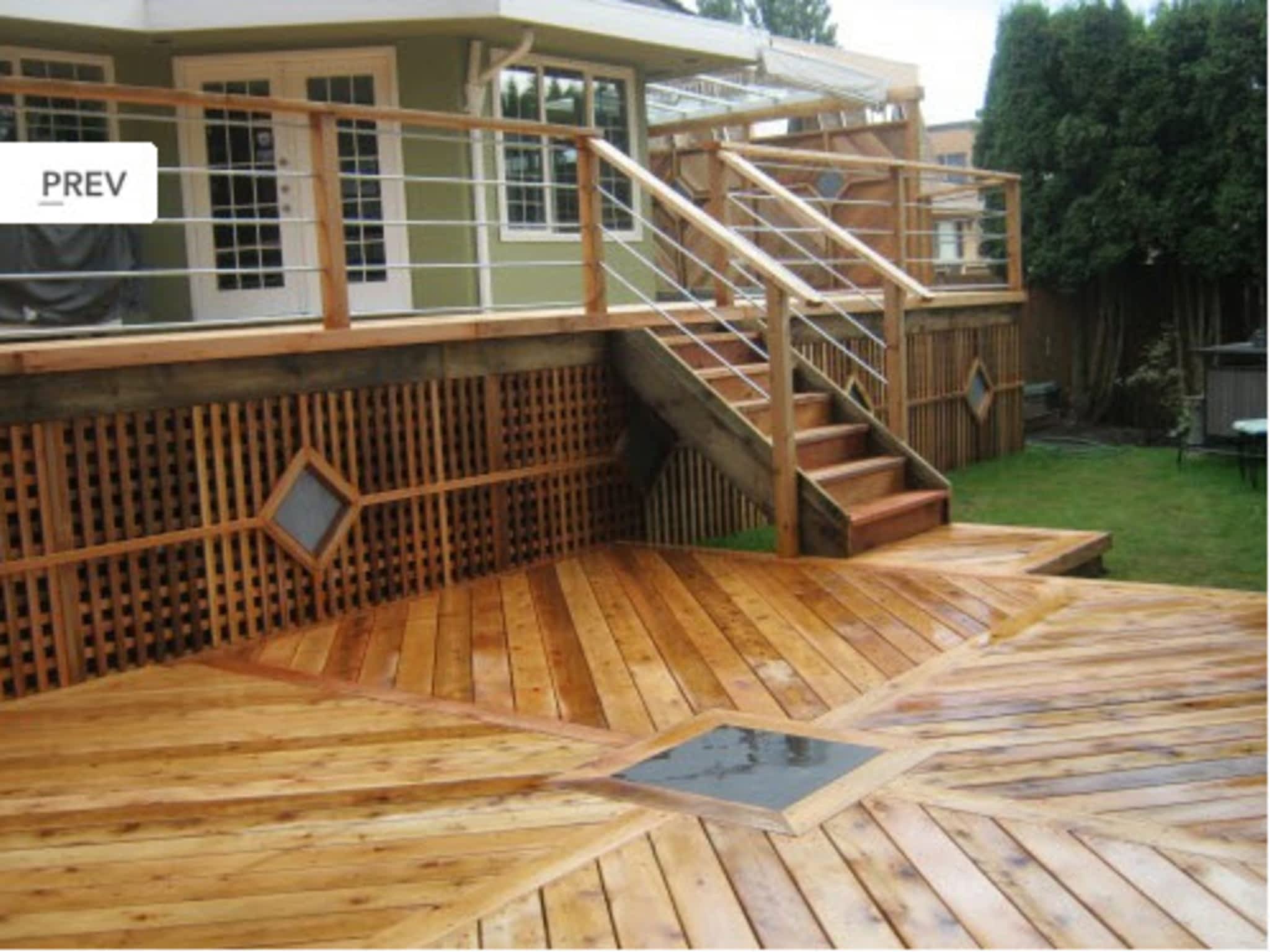 photo Quality Custom Cedar Fencing