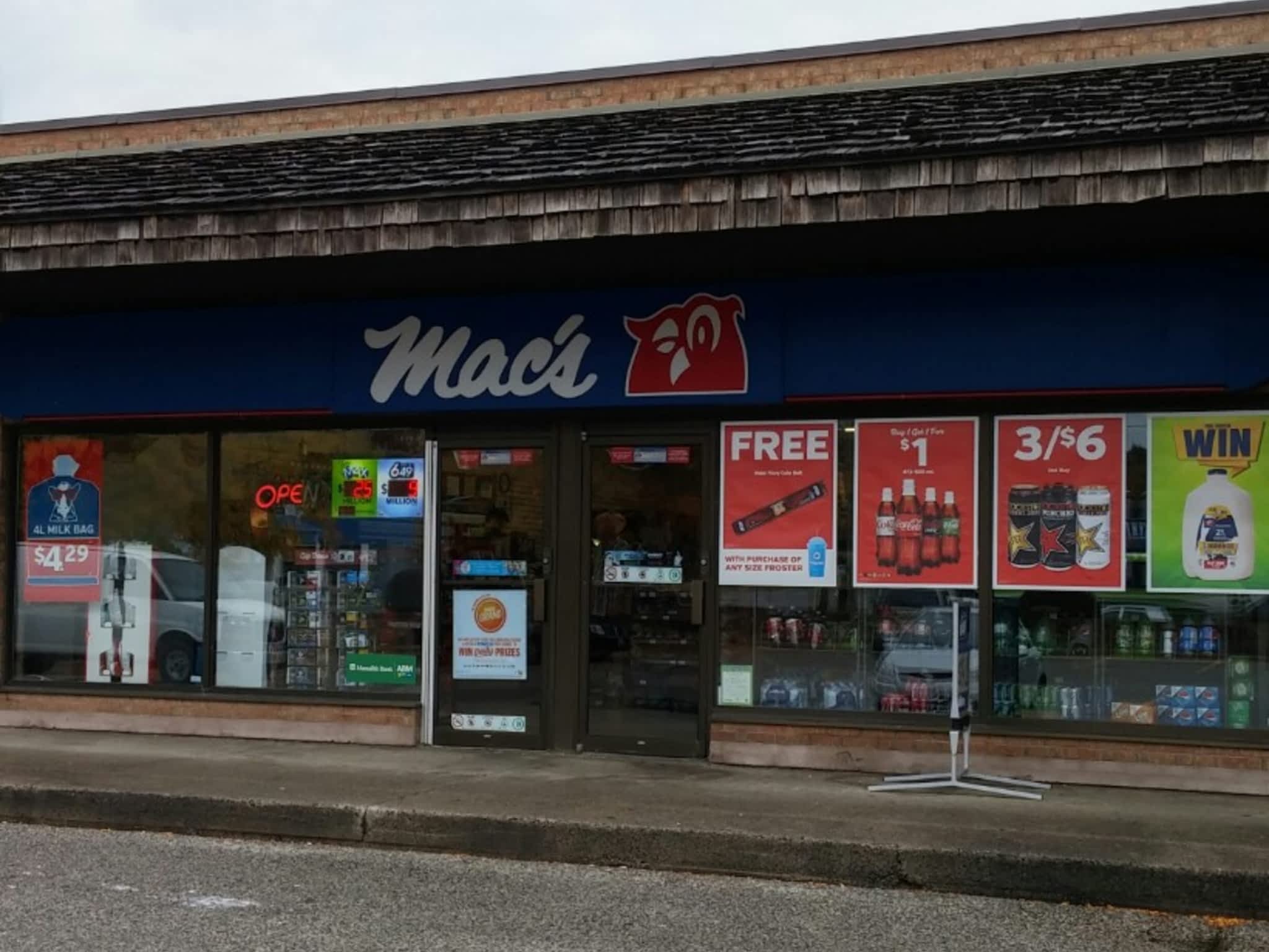 photo Mac's Convenience Stores
