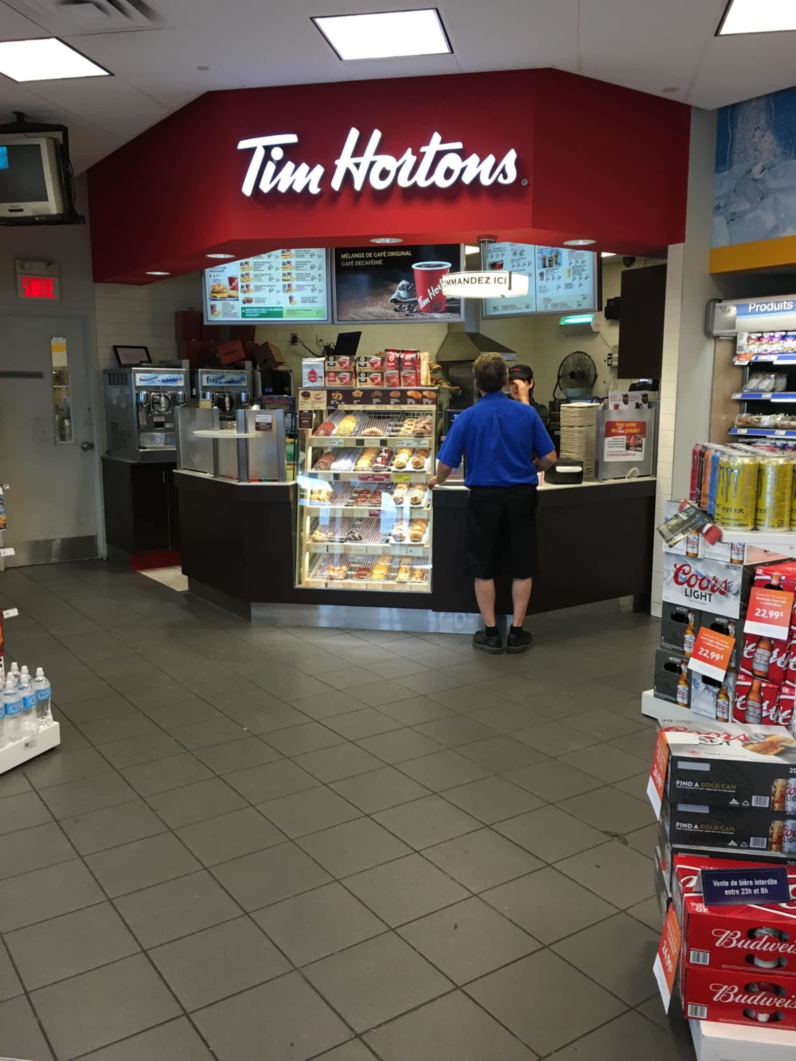 Tim Hortons Menu, Hours & Prices 22 Place Du Commerce, Verdun, QC