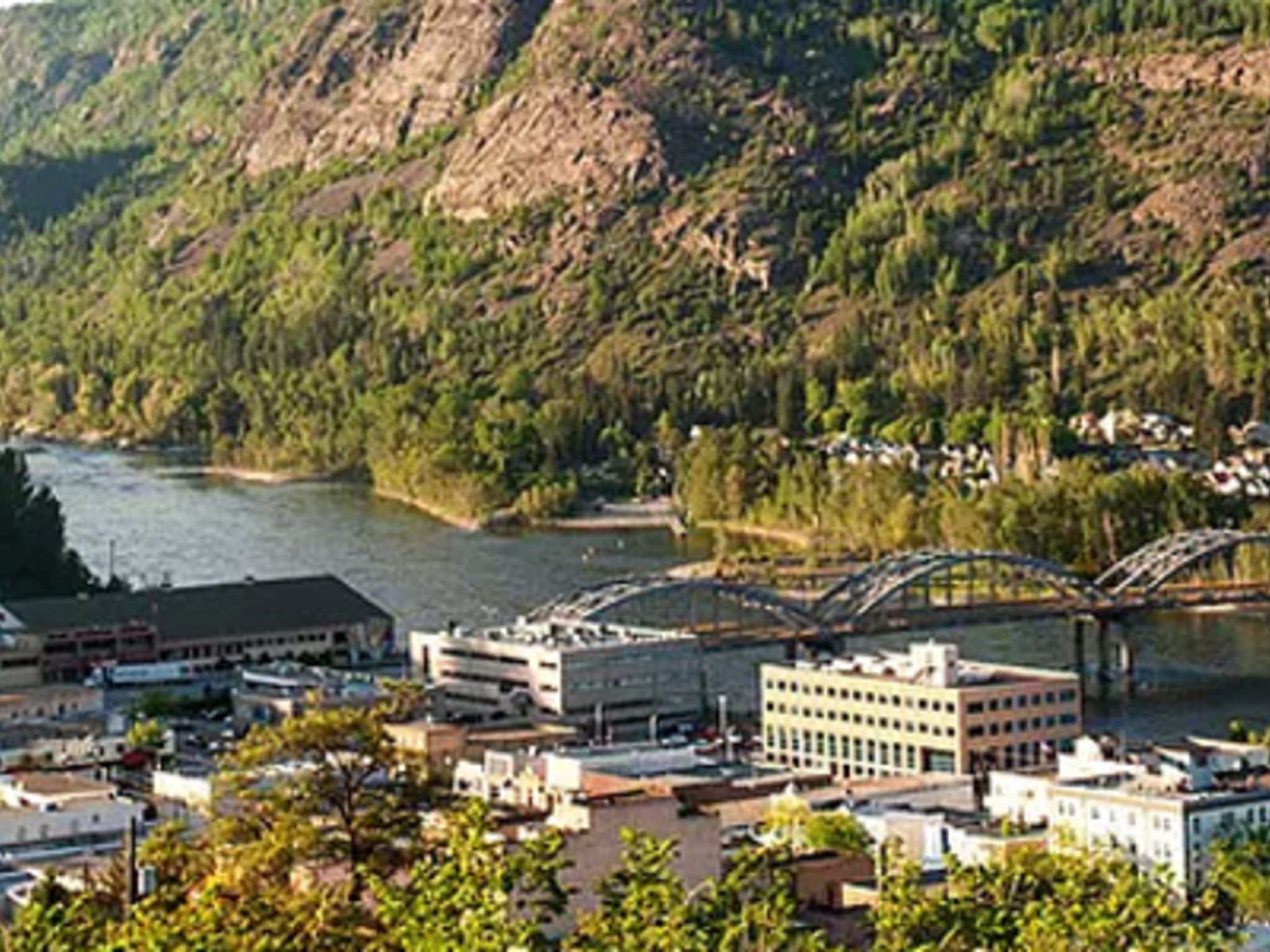 photo Record Ridge Denture Clinic Inc