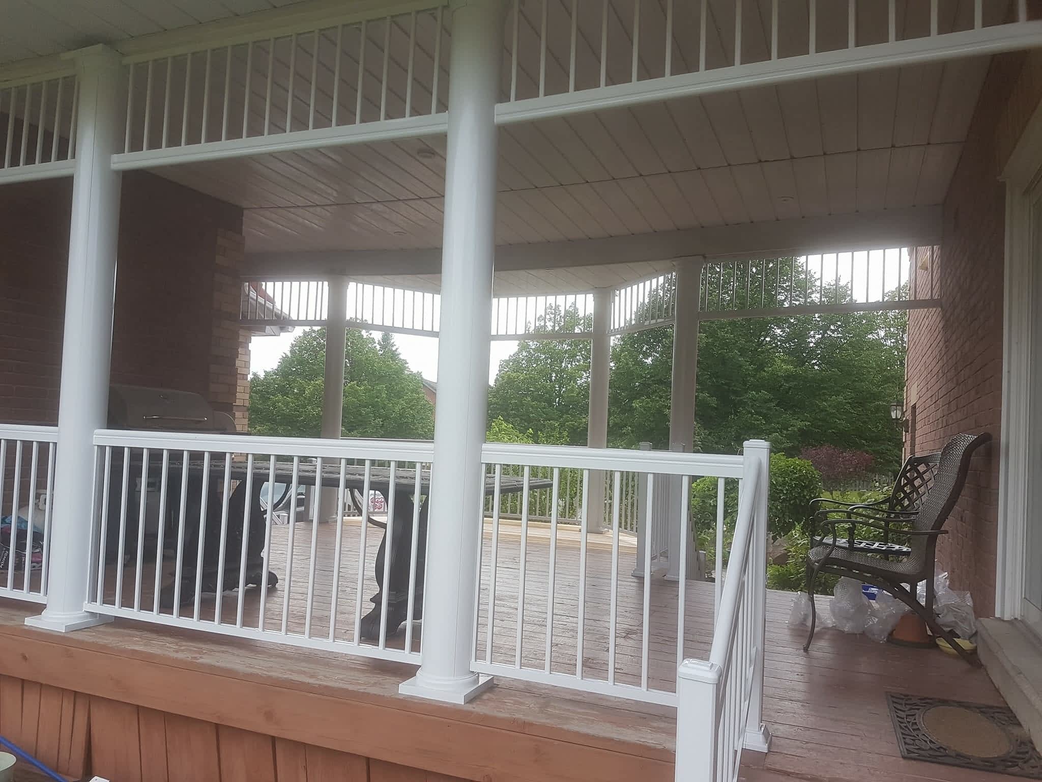 photo TG Aluminum Railings Inc