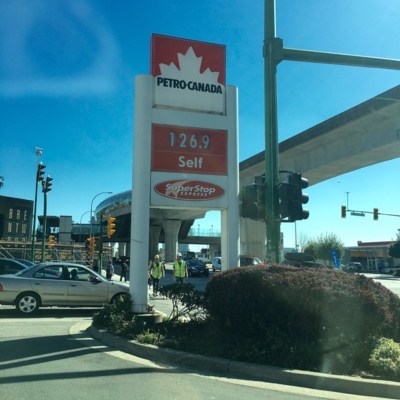 Petro-Canada - Stations-services