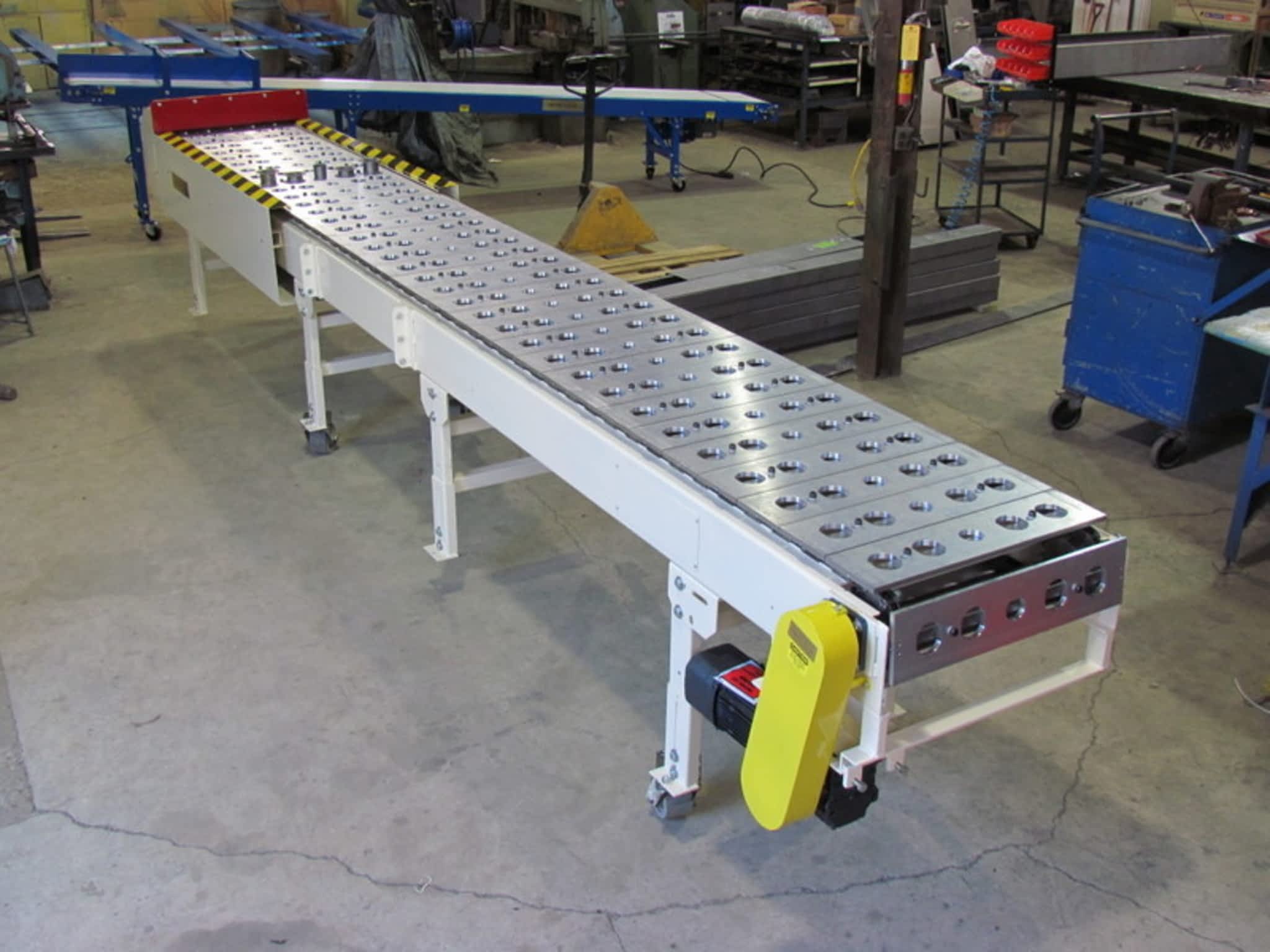 photo Momentum Conveyors