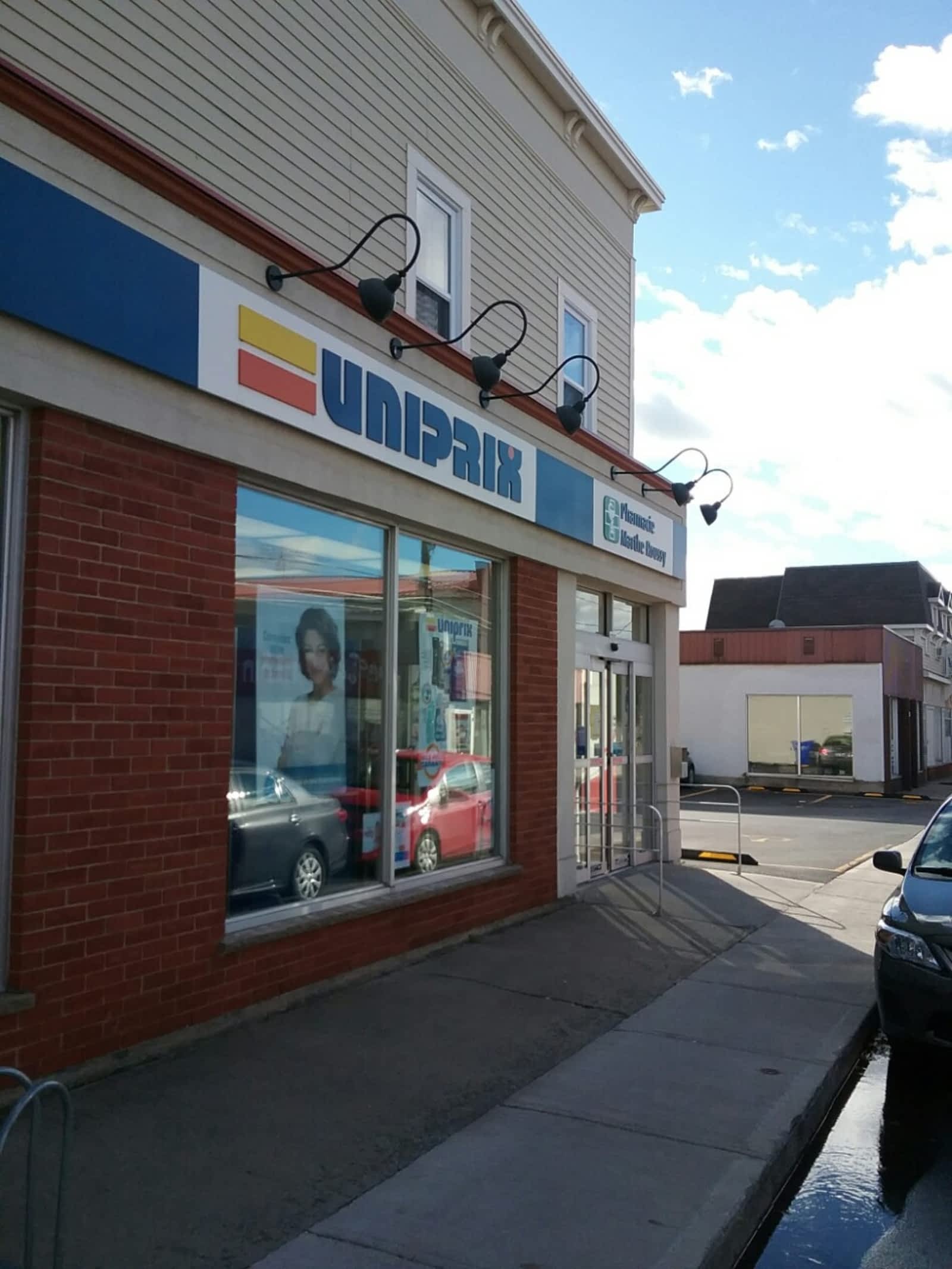 Uniprix Marthe Roussy Pharmacie affiliée Horaire d'ouverture 1310